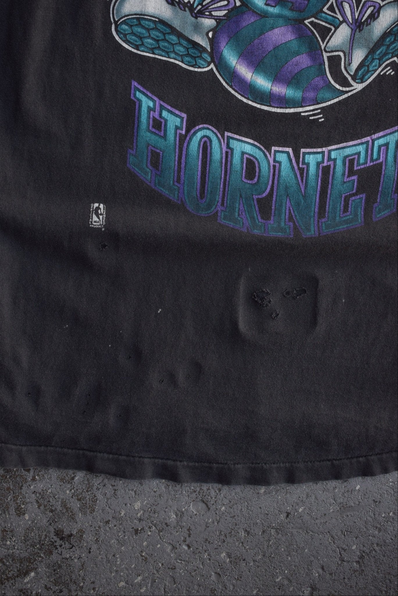 Vintage 90s Salem x NBA Charlotte Hornets Tee (M) - Retrospective Store