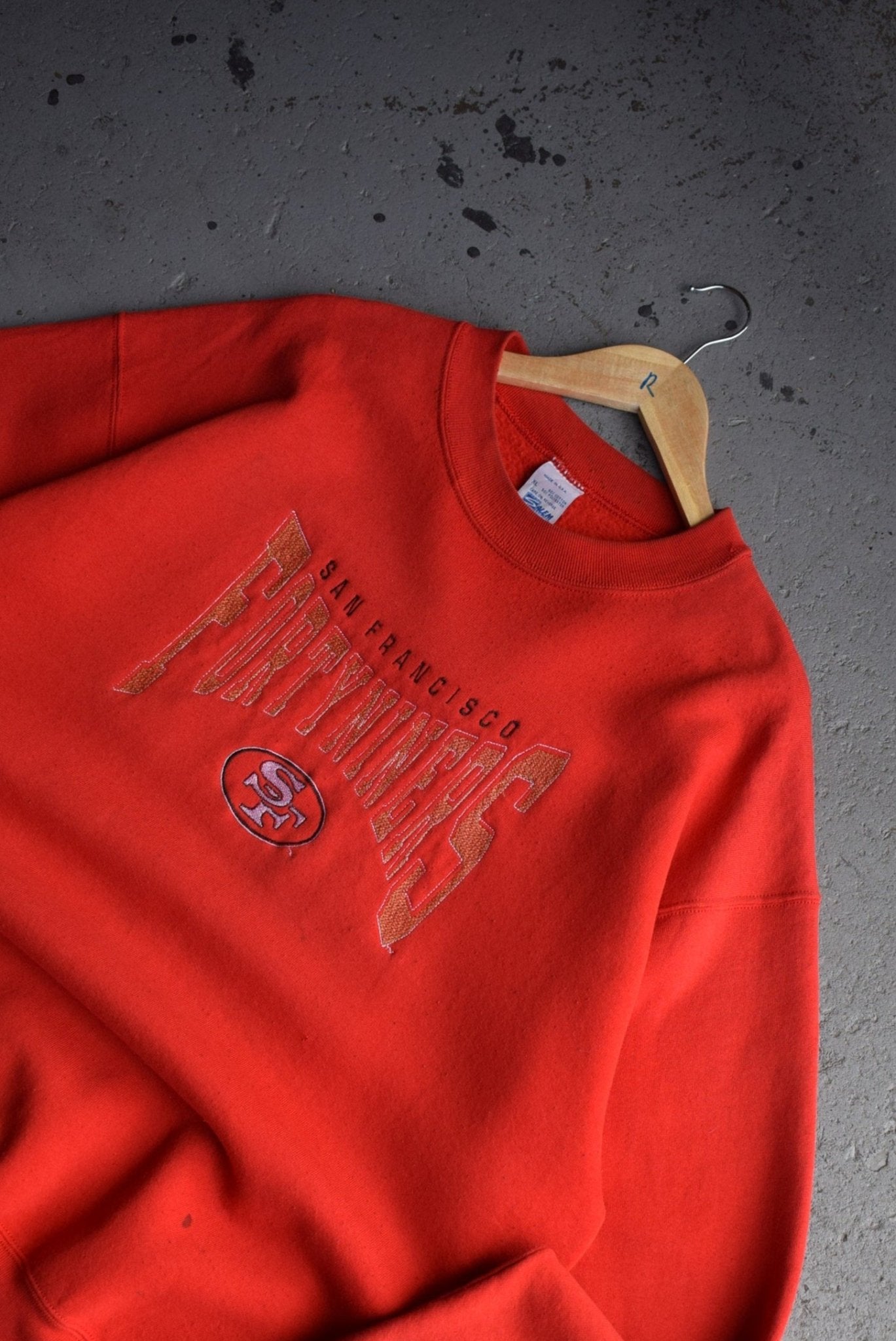 Vintage 90s Salem x NFL San Francisco 49ers Embroidered Crewneck (XL) - Retrospective Store