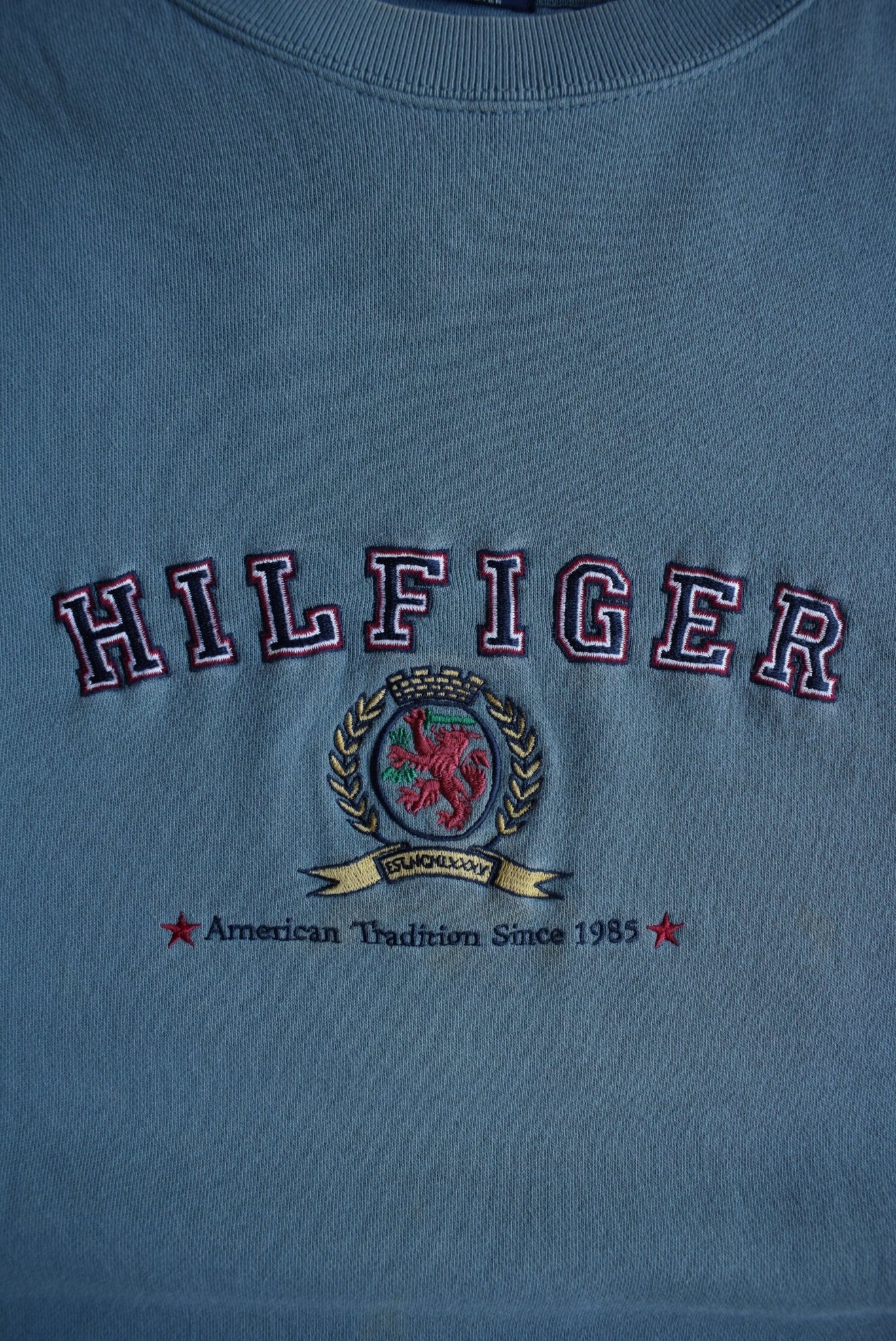 Vintage 90s Tommy Hilfiger Spellout Embroidered Crewneck (XL) - Retrospective Store