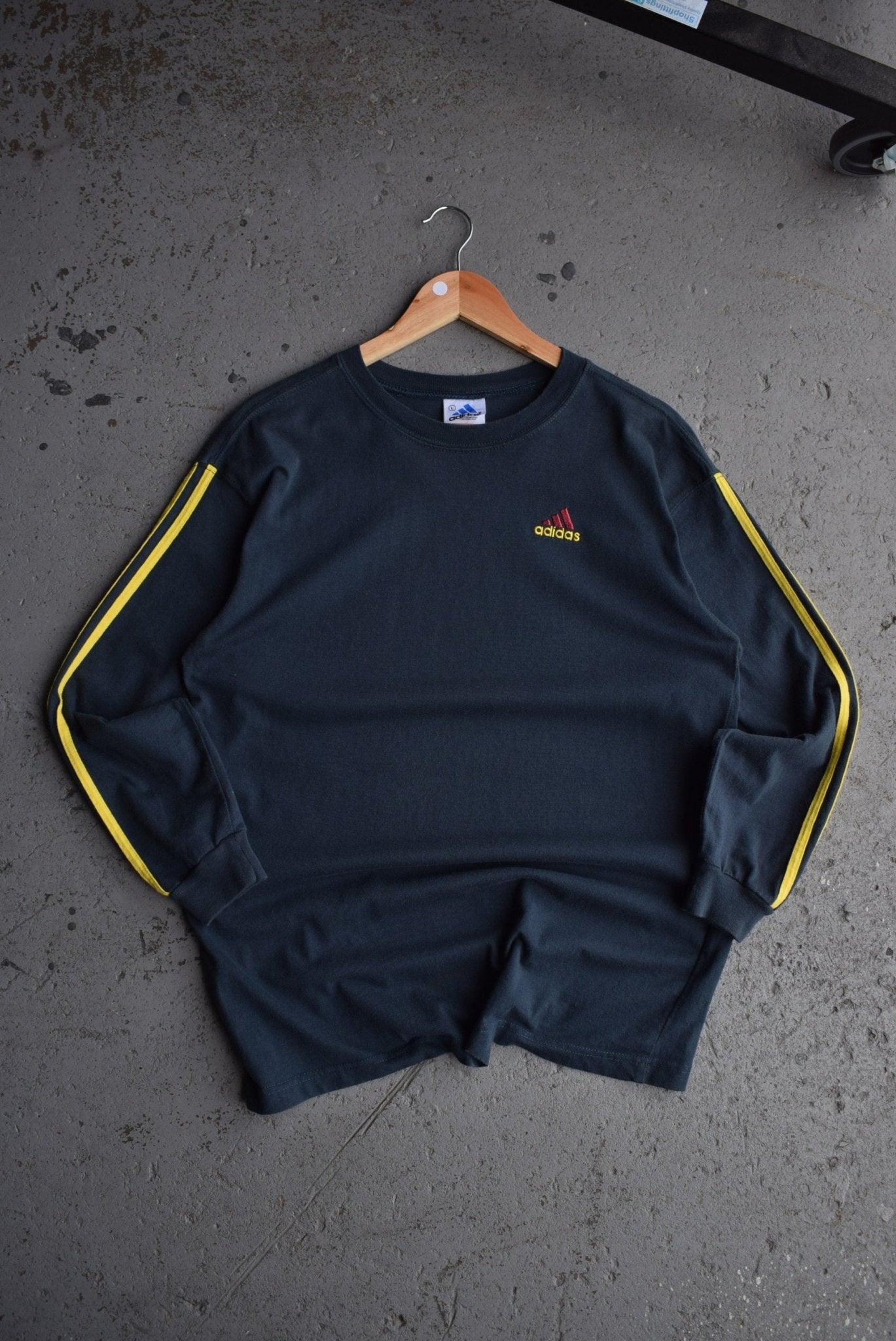 Vintage Adidas Classic Logo Embroidered Long Sleeve Tee (M/L) - Retrospective Store