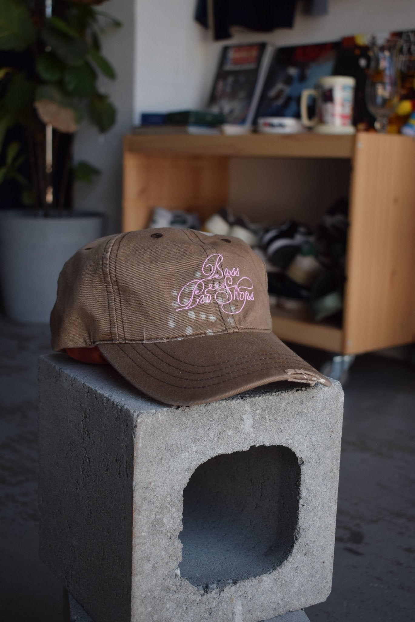 Vintage Bass Pro Shops Embroidered Hat - Retrospective Store