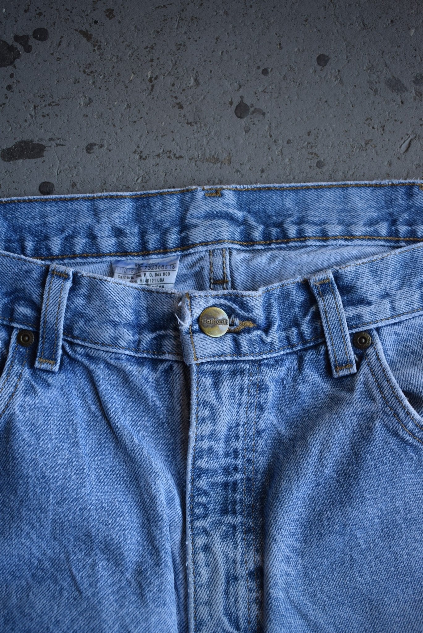 Vintage Carhartt Classic Logo Jeans (36) - Retrospective Store
