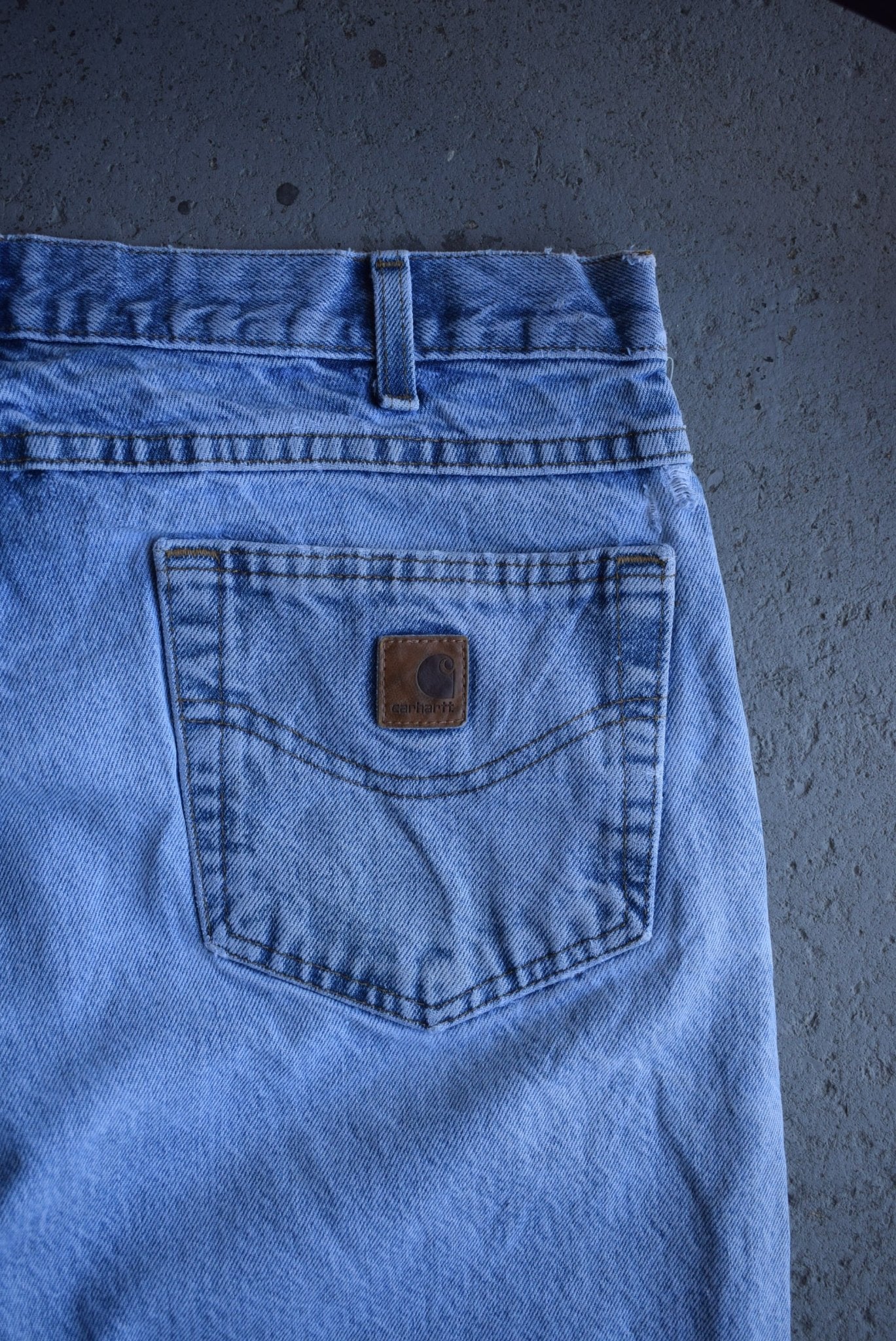 Vintage Carhartt Classic Logo Jeans (36) - Retrospective Store