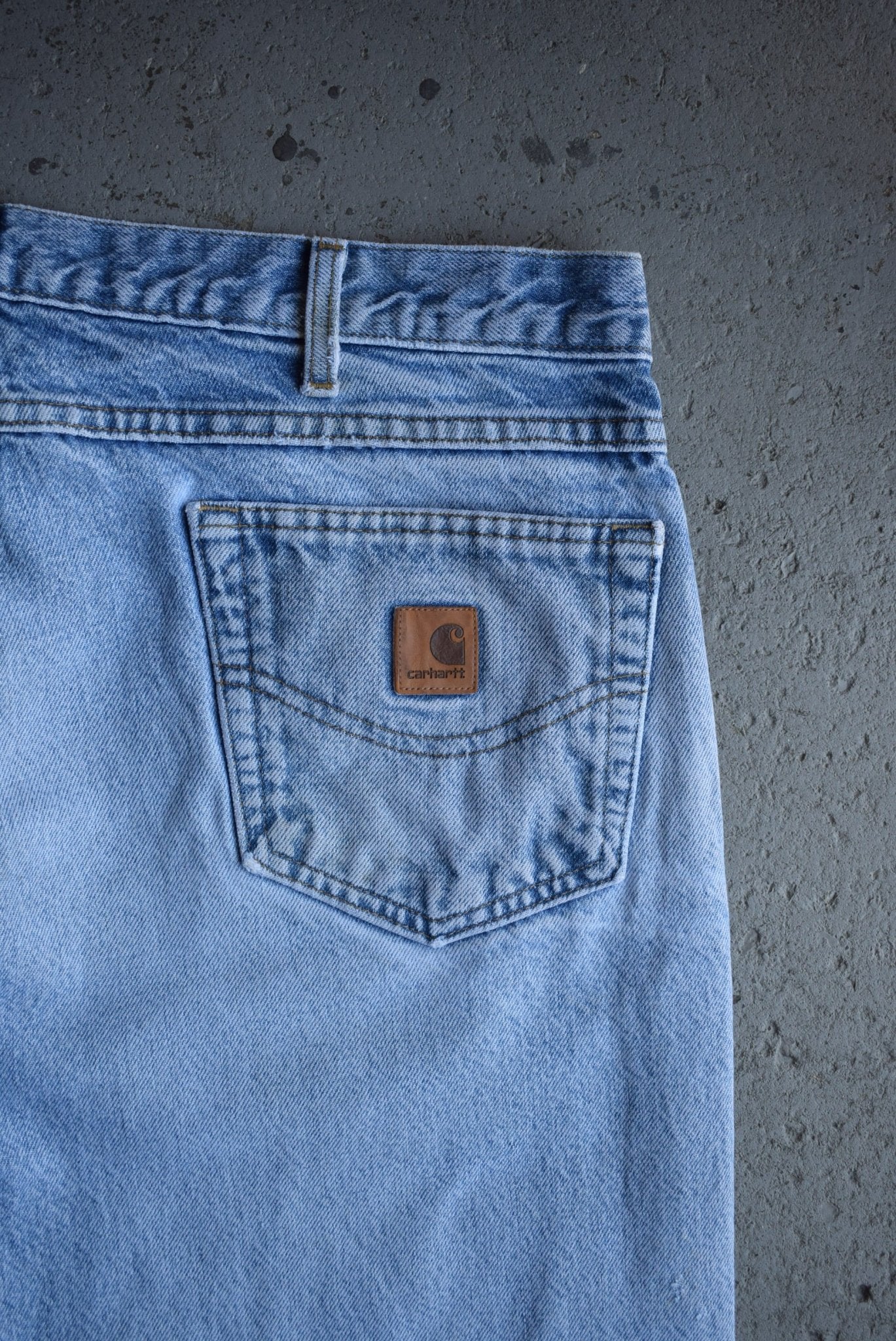 Vintage Carhartt Classic Logo Jeans (38) - Retrospective Store