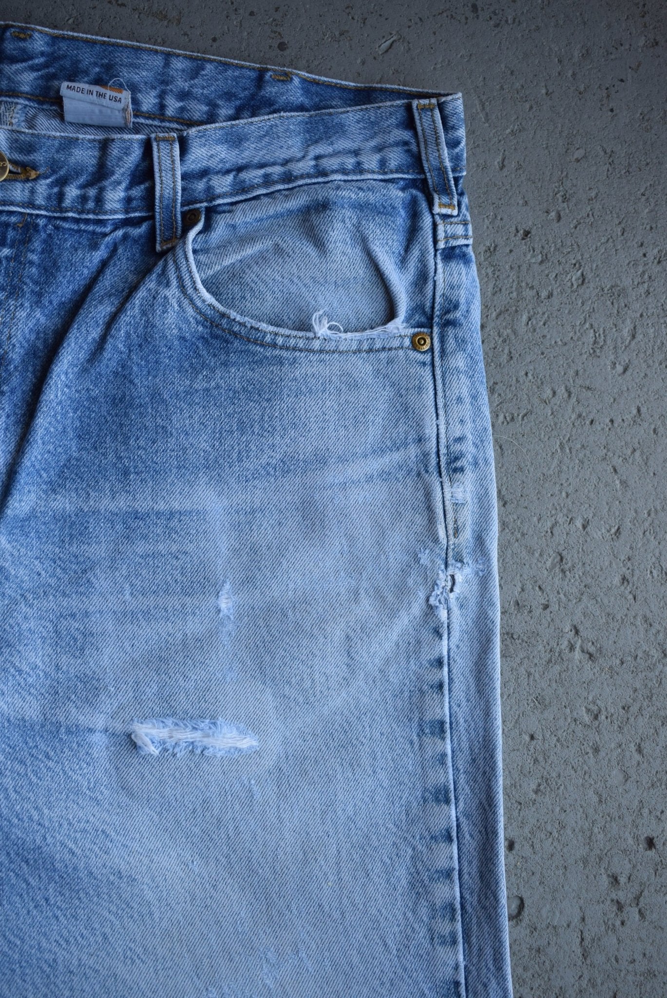 Vintage Carhartt Classic Logo Jeans (38) - Retrospective Store