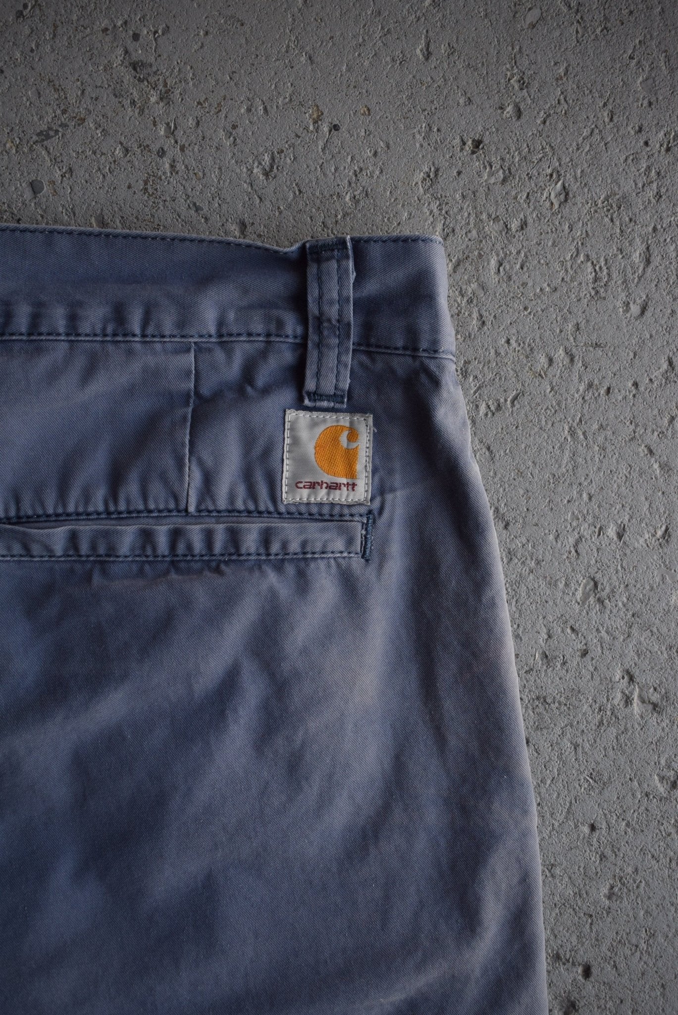 Vintage Carhartt Classic Logo Shorts (34) - Retrospective Store