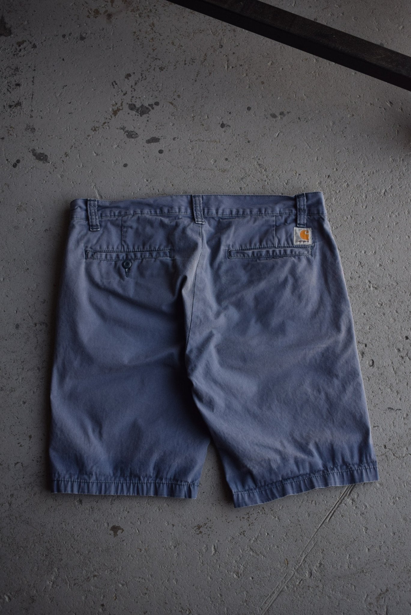 Vintage Carhartt Classic Logo Shorts (34) - Retrospective Store
