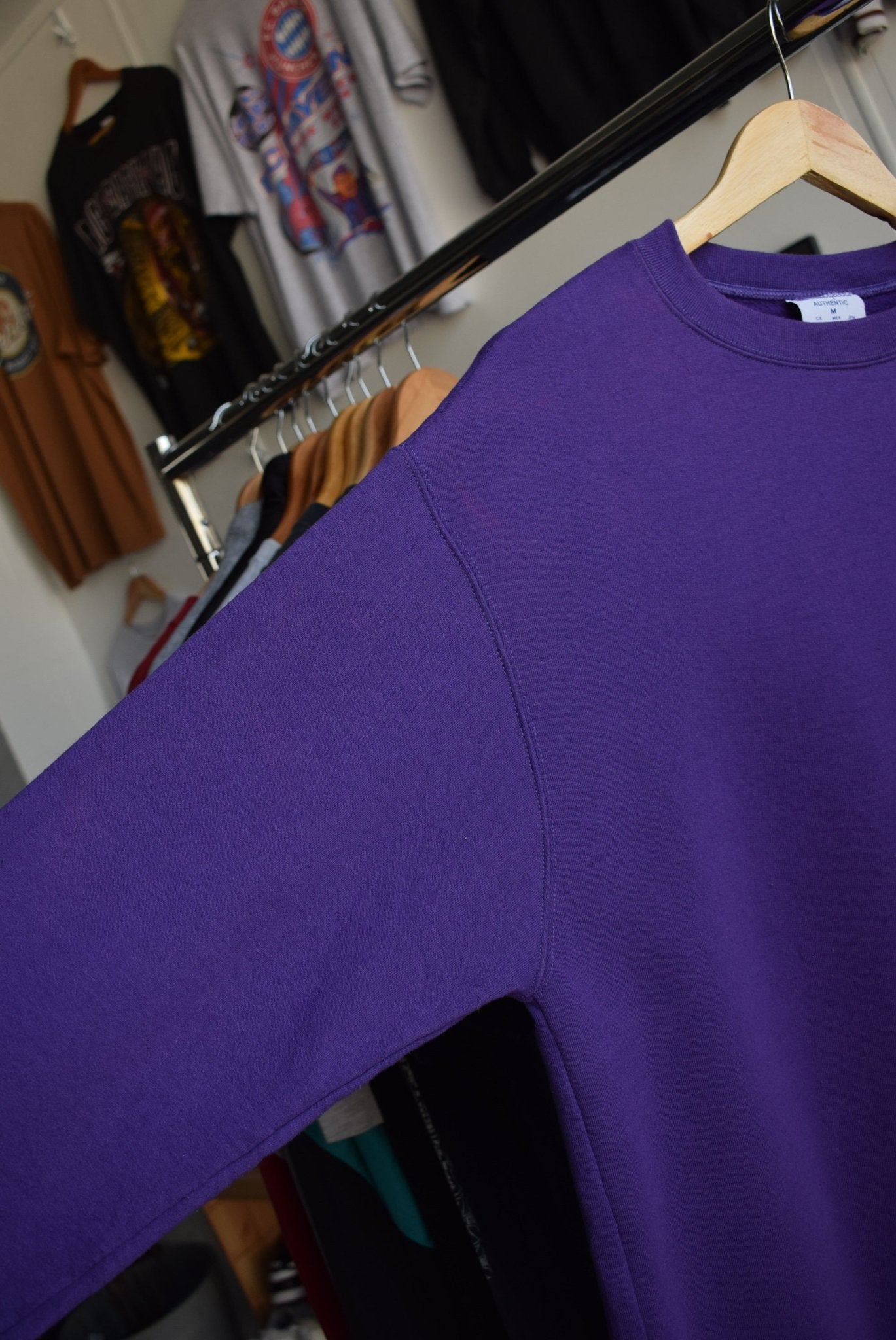 Vintage Champion Classic Logo Embroidered Crewneck (M/L) - Retrospective Store