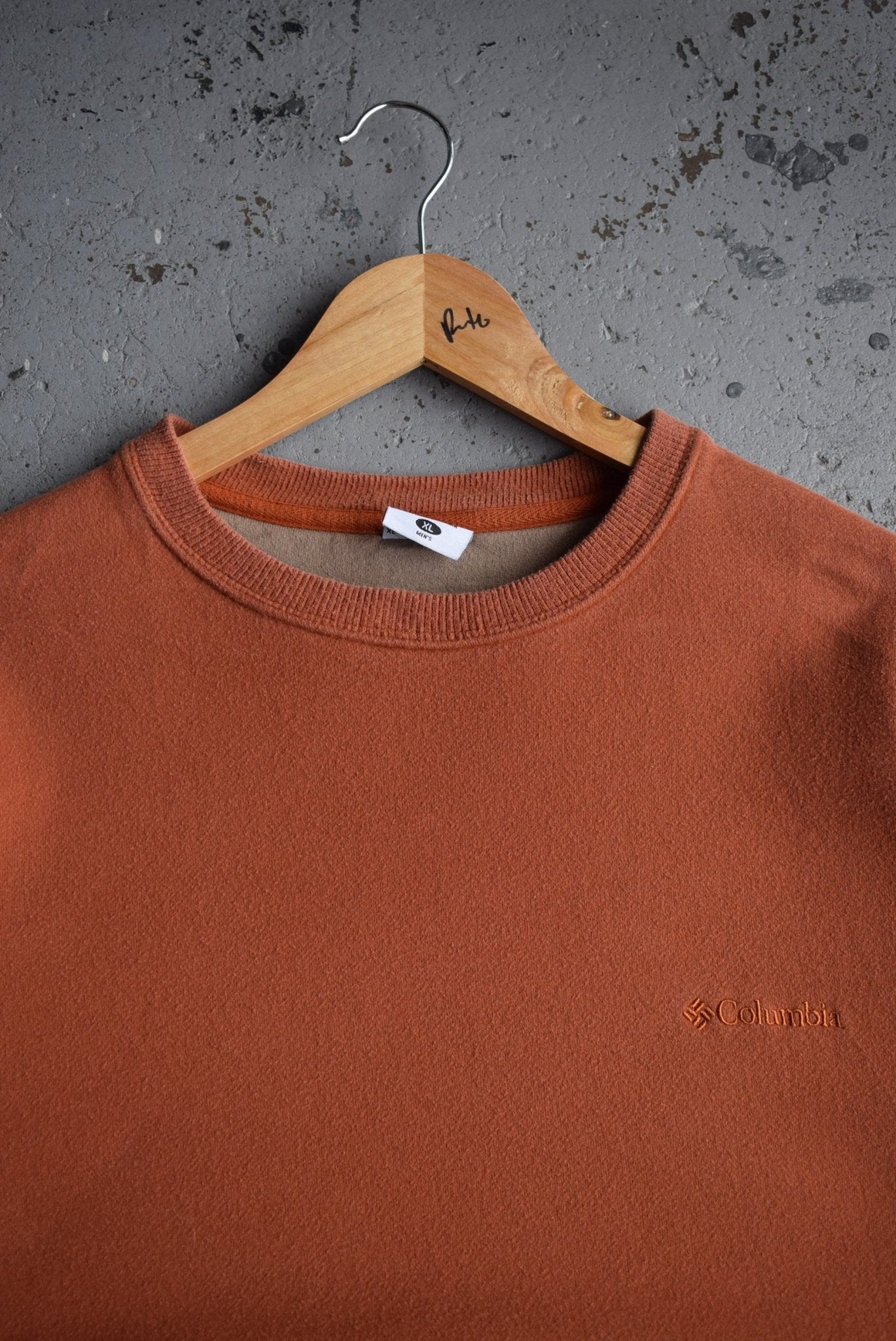 Vintage Columbia Classic Logo Embroidered Crewneck (XL) - Retrospective Store