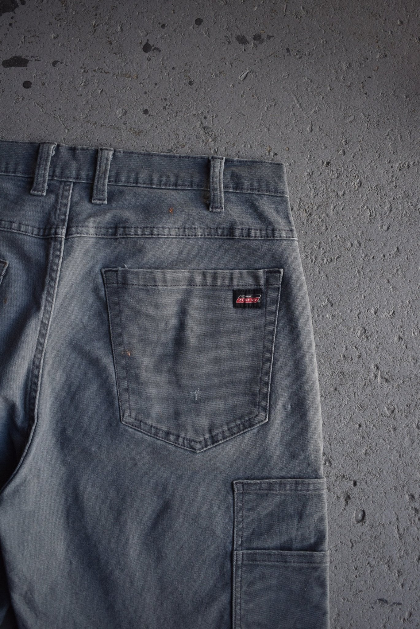 Vintage Dickies Carpenter Shorts (34) - Retrospective Store