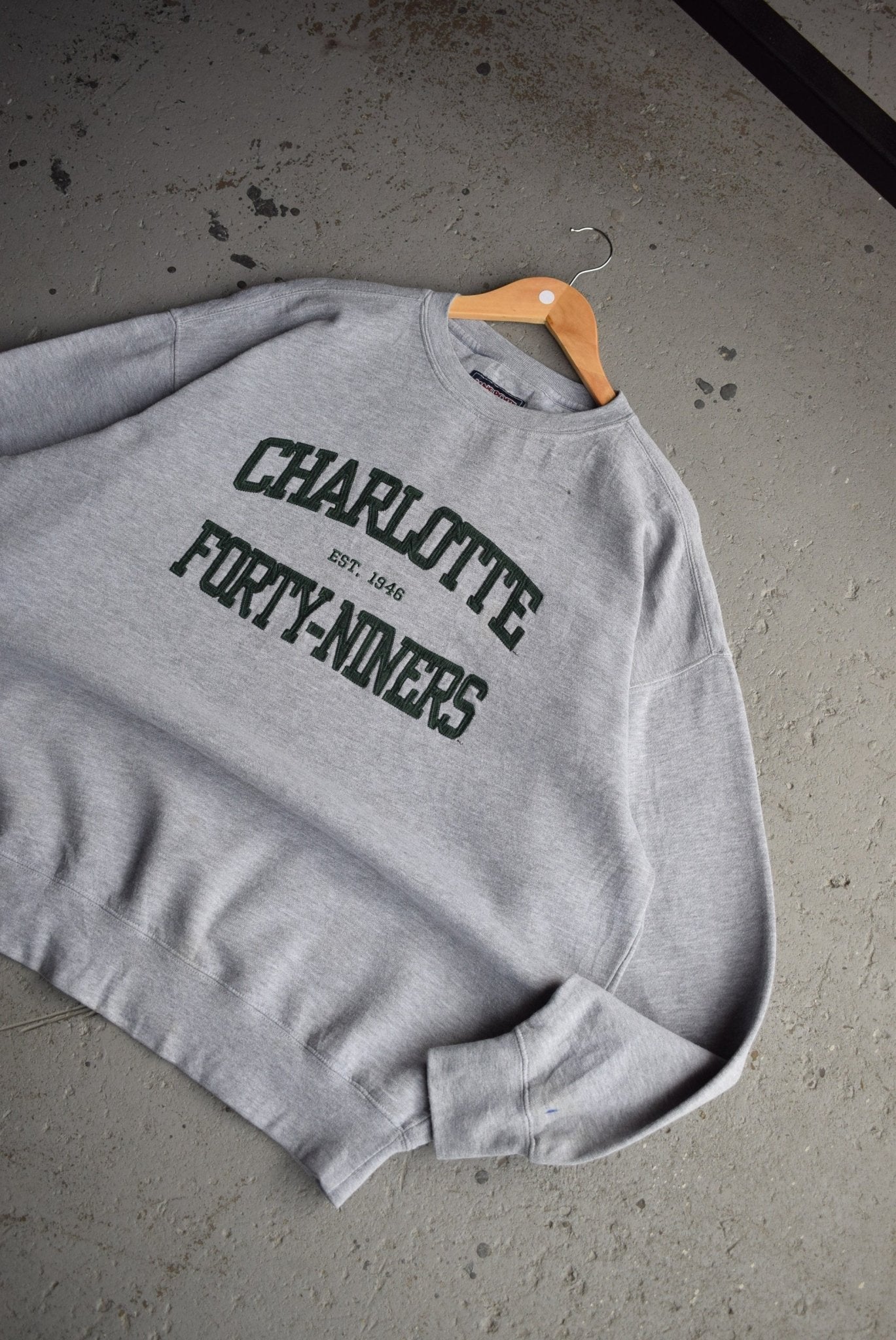 Vintage Jansport University of Charlotte Forty - Niners Embroidered Crewneck (XL) - Retrospective Store