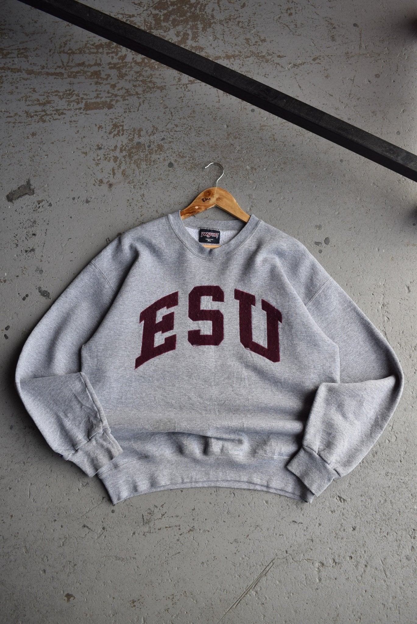 Vintage Jansport x ESU College Embroidered Crewneck (L) - Retrospective Store