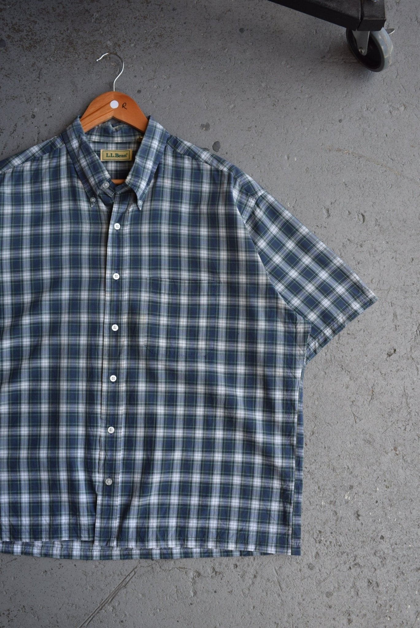 Vintage L.L. Bean Cropped Button Up (XL) - Retrospective Store