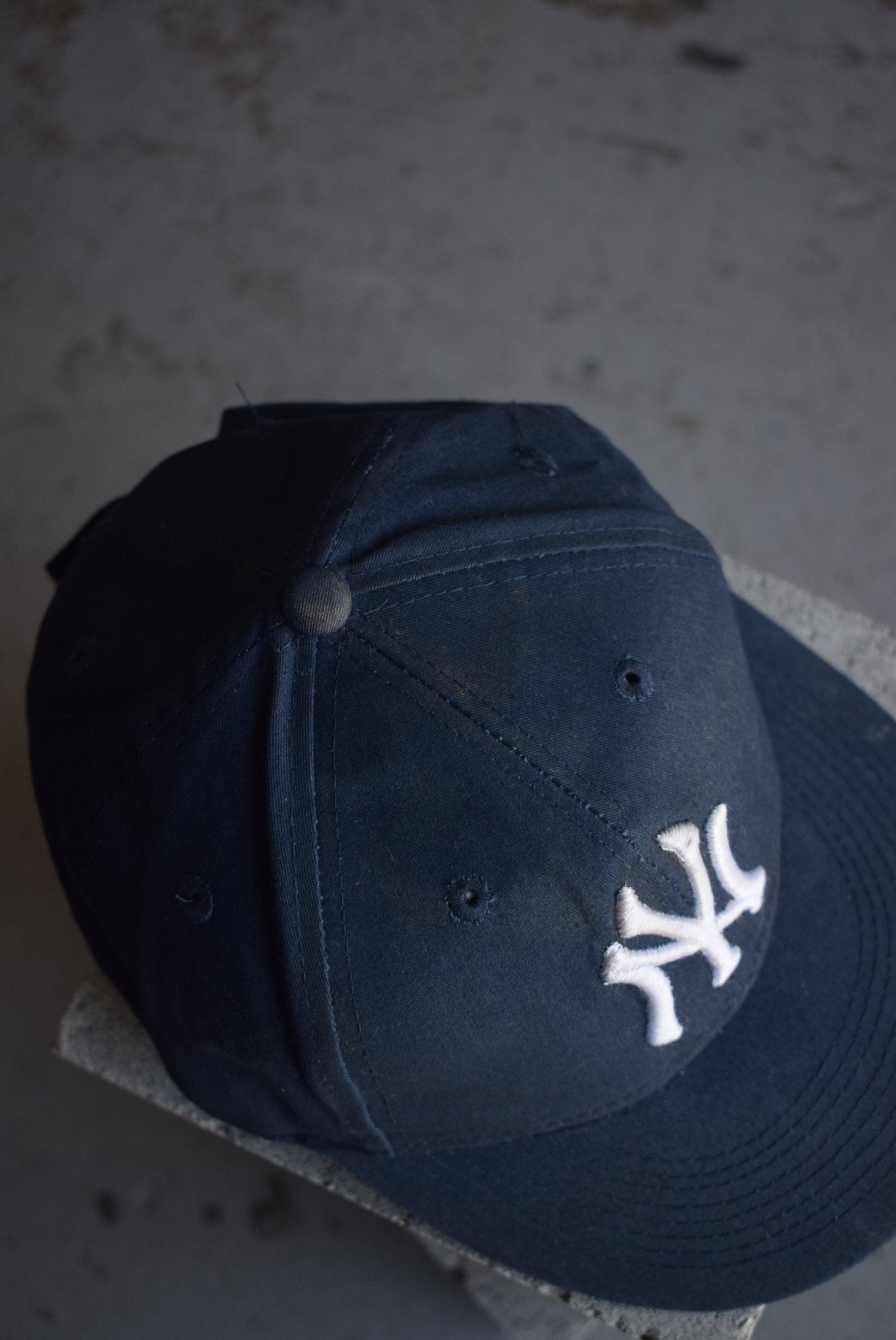 Vintage MLB New York Yankees Embroidered Hat (Youth) - Retrospective Store