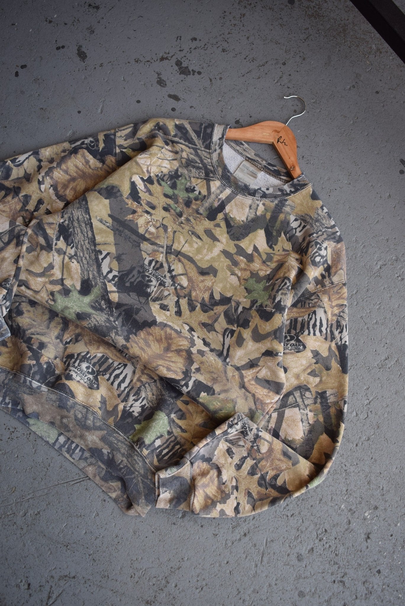 Vintage Mossy - Oak Camo Crewneck (M) - Retrospective Store