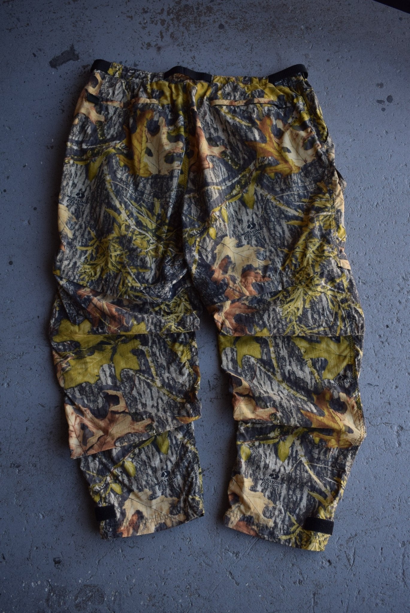 Vintage Mossy Oak Camo Zip Off Pants (XL/XXL) - Retrospective Store