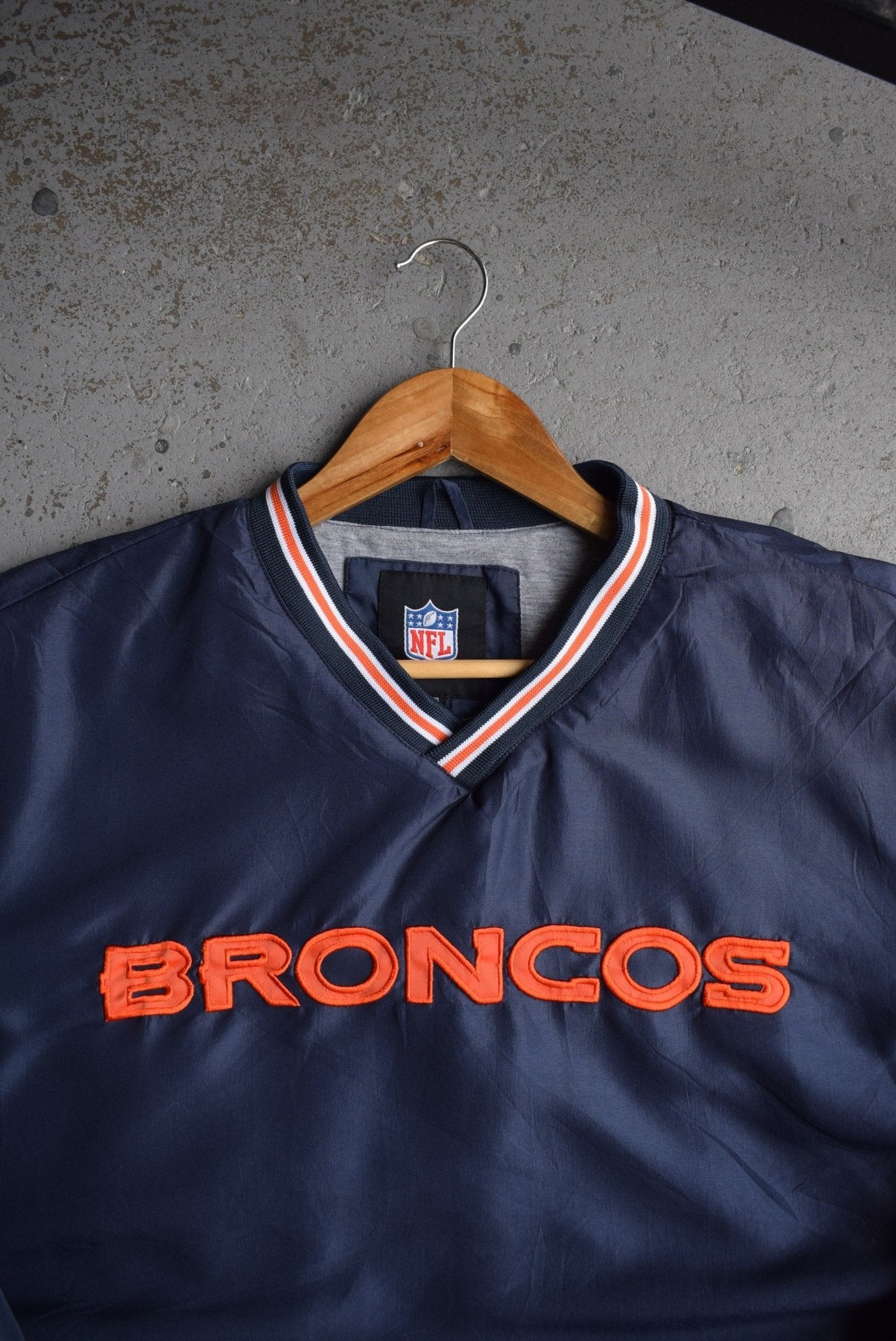 Vintage NFL Denver Broncos Embroidered Pullover Jacket (XL) - Retrospective Store