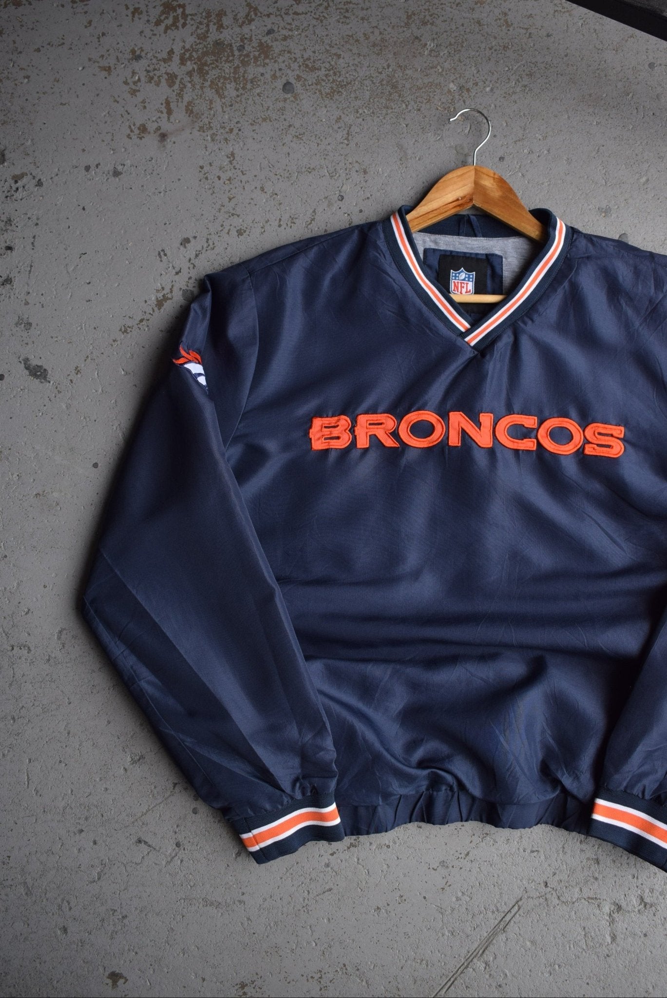 Vintage NFL Denver Broncos Embroidered Pullover Jacket (XL) - Retrospective Store