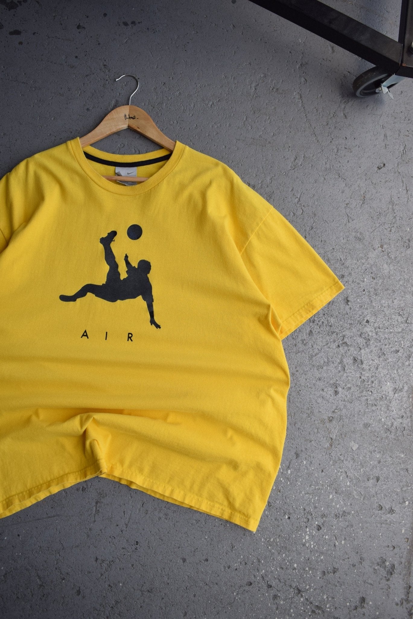 Vintage Nike Air Soccer Tee (XXL) - Retrospective Store