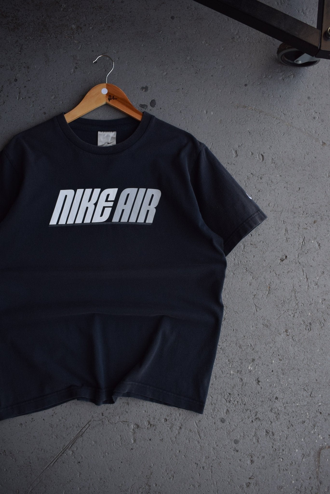 Vintage Nike Air Spellout Tee (M) - Retrospective Store