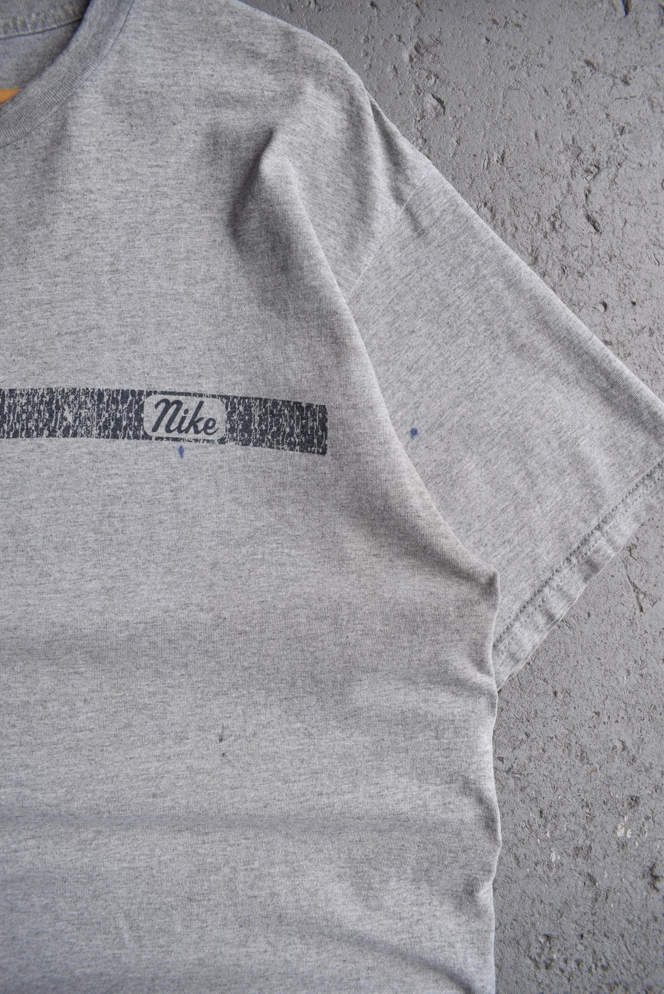 Vintage Nike Athletics Spellout Tee (L) - Retrospective Store