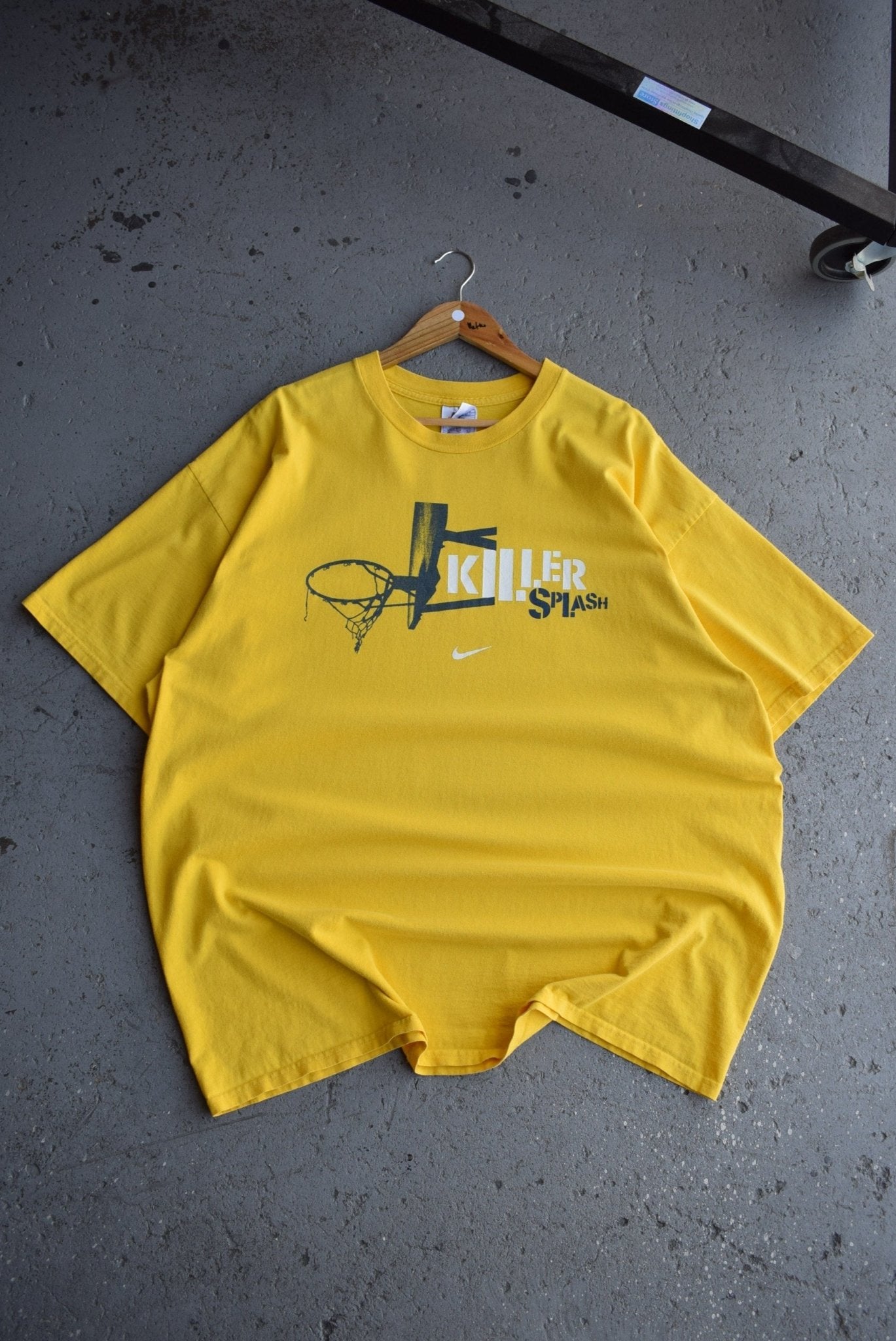 Vintage Nike Basketball 'Killer Splash' Tee (XXL) - Retrospective Store