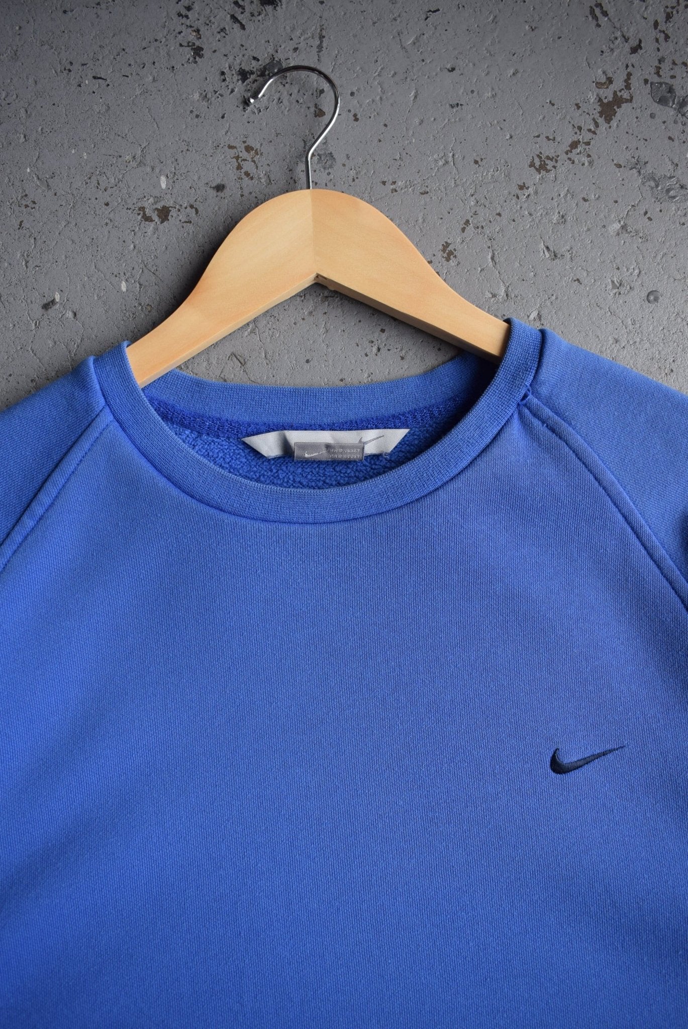 Vintage Nike Classic Logo Embroidered Crewneck (XL) - Retrospective Store