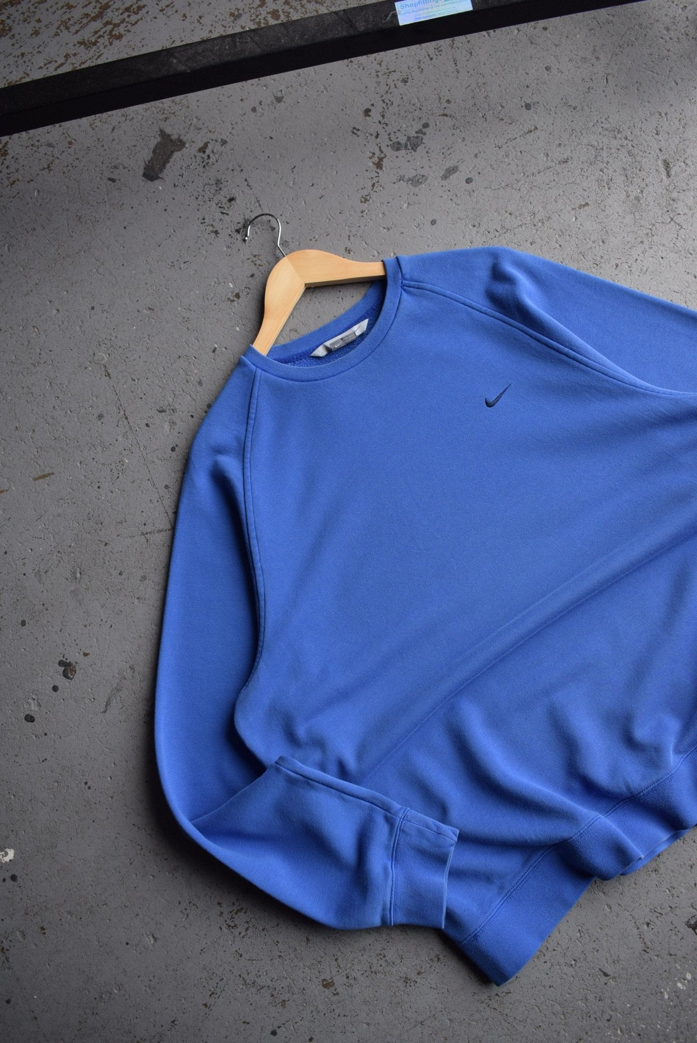 Vintage Nike Classic Logo Embroidered Crewneck (XL) - Retrospective Store