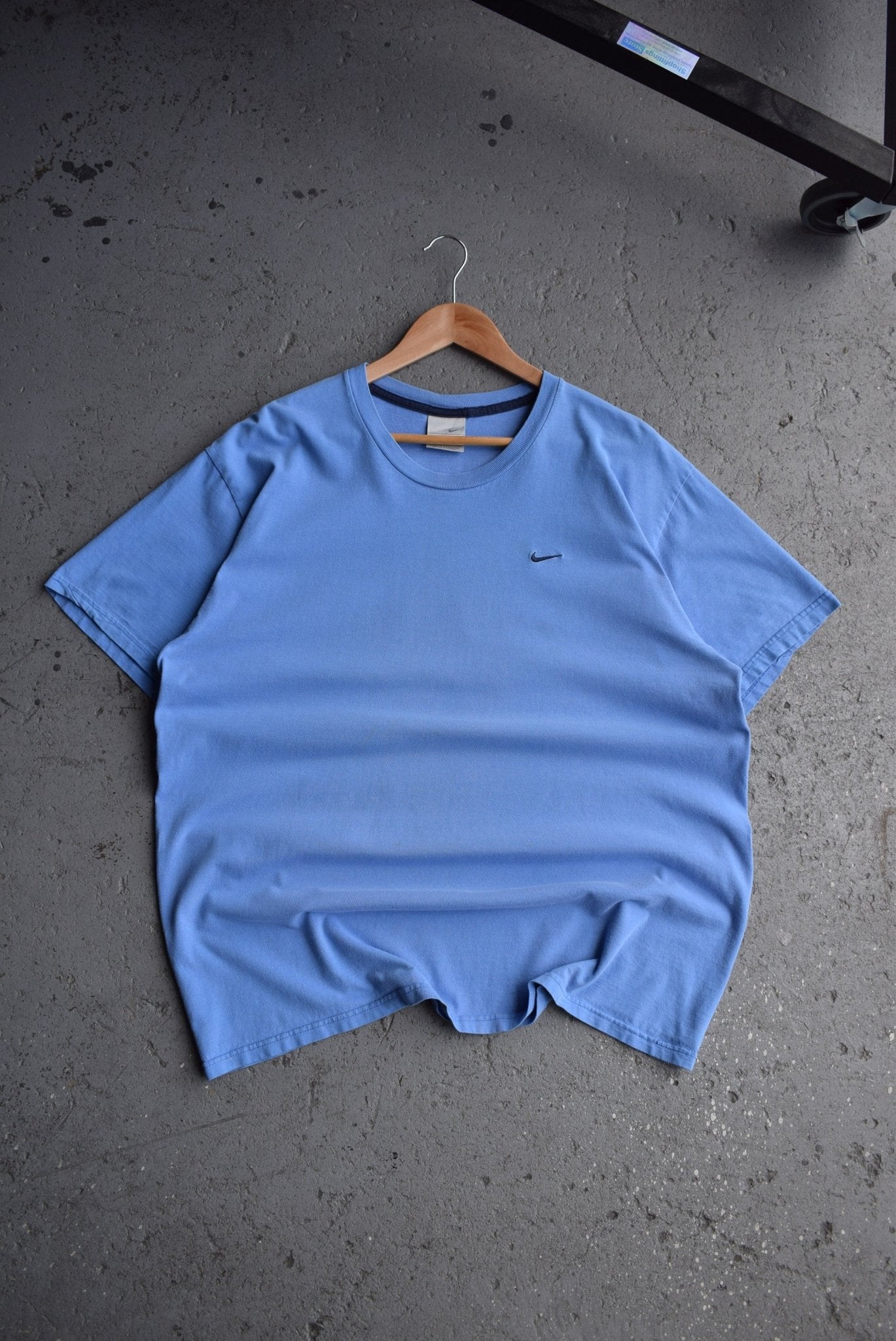 Vintage Nike Classic Logo Embroidered Tee (L/XL) - Retrospective Store