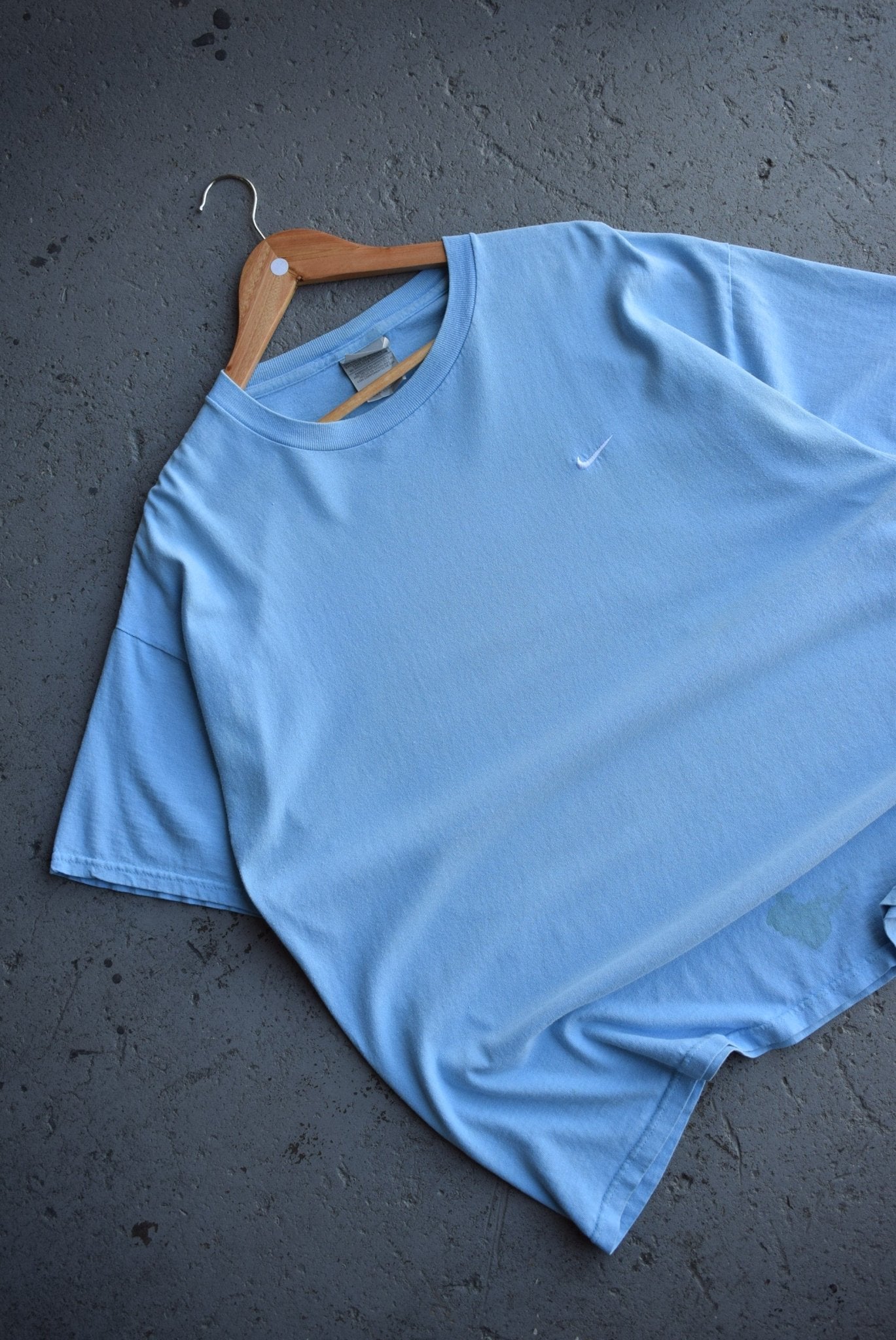 Vintage Nike Classic Logo Embroidered Tee (L/XL) - Retrospective Store