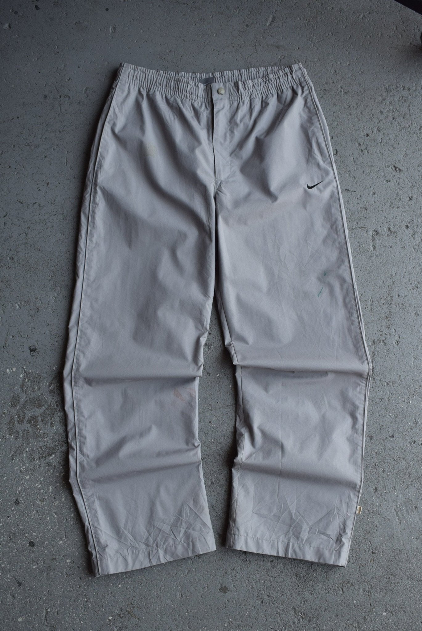 Vintage Nike Classic Logo Embroidered Track Pants (M) - Retrospective Store