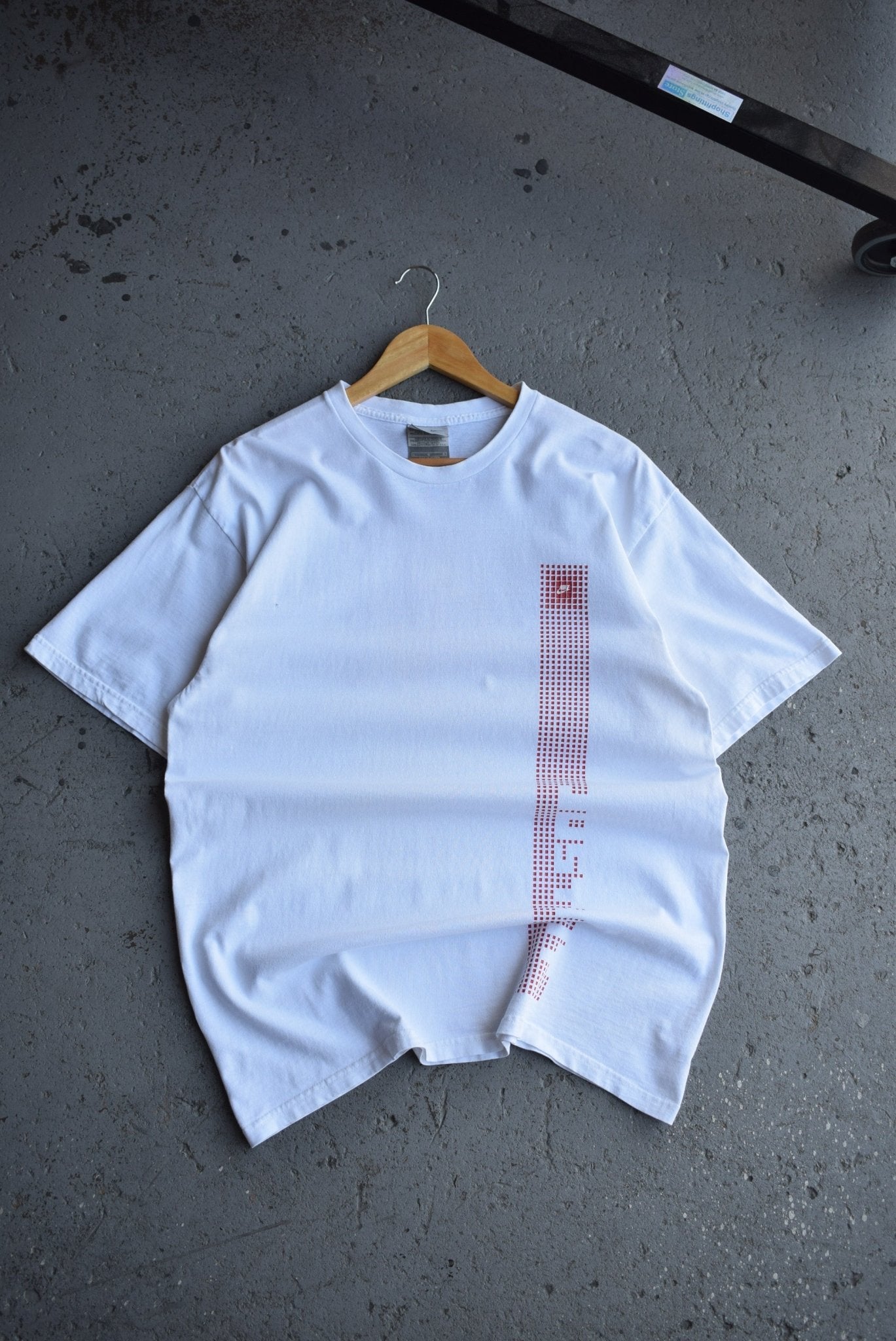 Vintage Nike Spellout Tee (M/L) - Retrospective Store