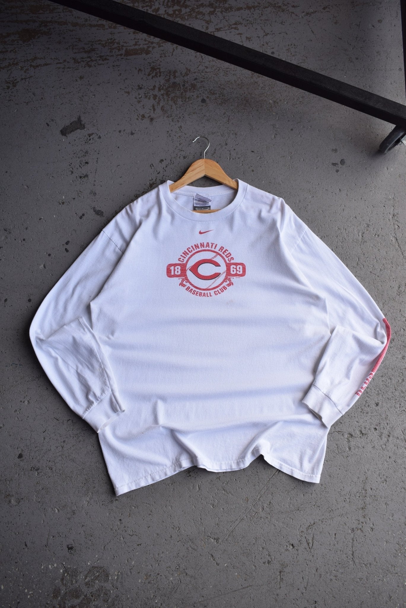 Vintage Nike x MLB Cincinnati Reds Baseball long sleeve tee (XL) - Retrospective Store