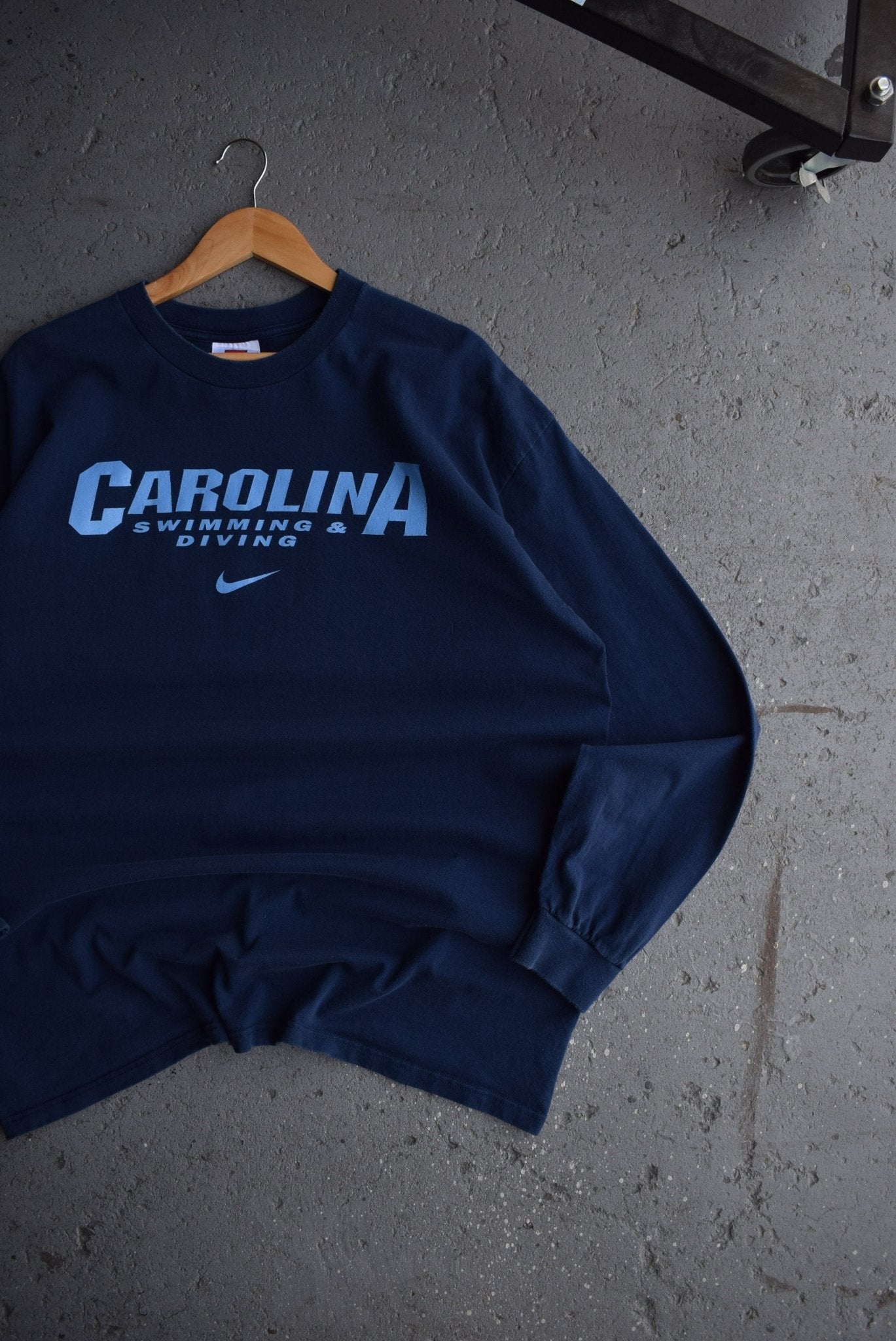 Vintage Nike x University of North Carolina Swimming & Diving Long Sleeve Tee (XL) - Retrospective Store