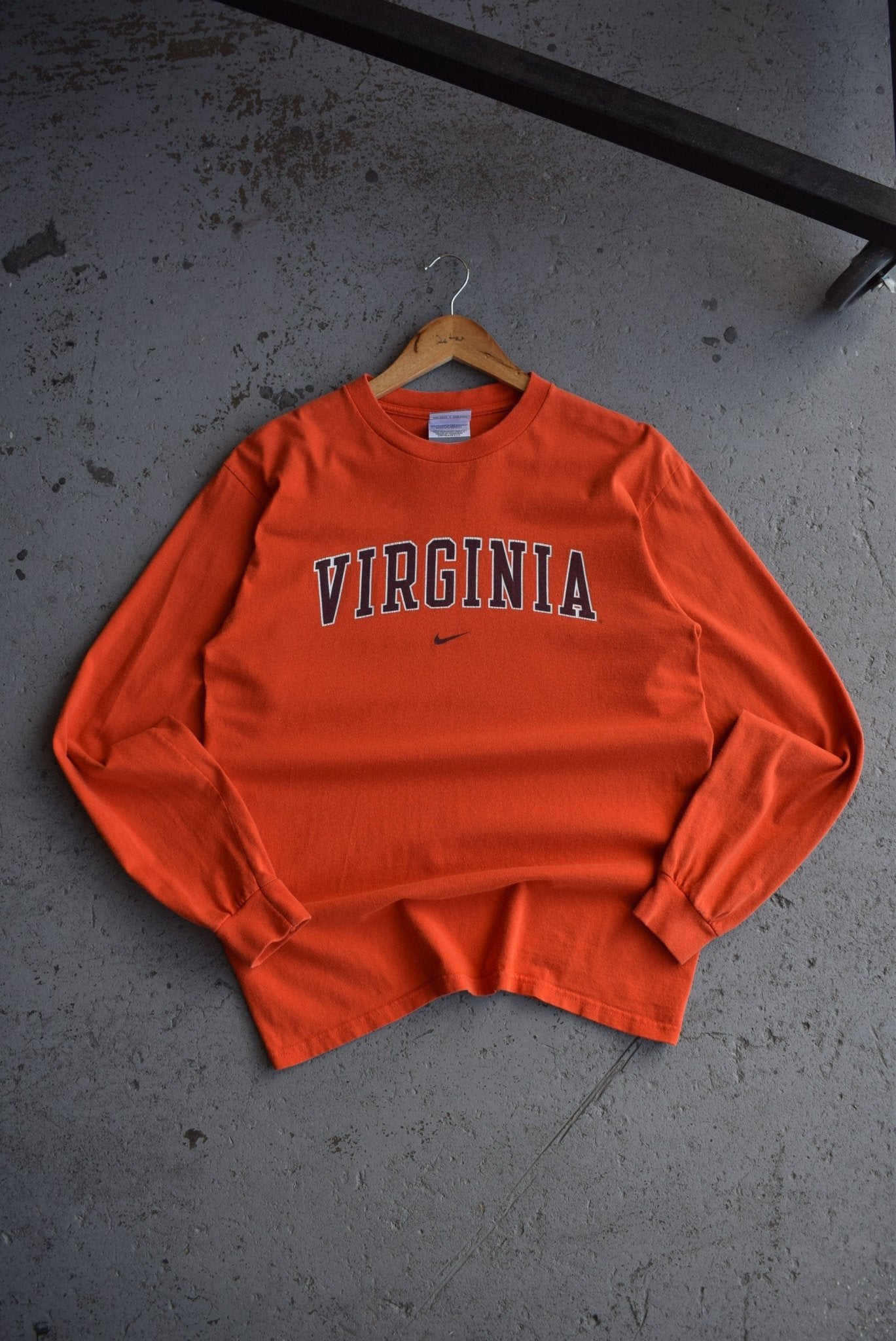 Vintage Nike x Virginia University long sleeve tee (S) - Retrospective Store