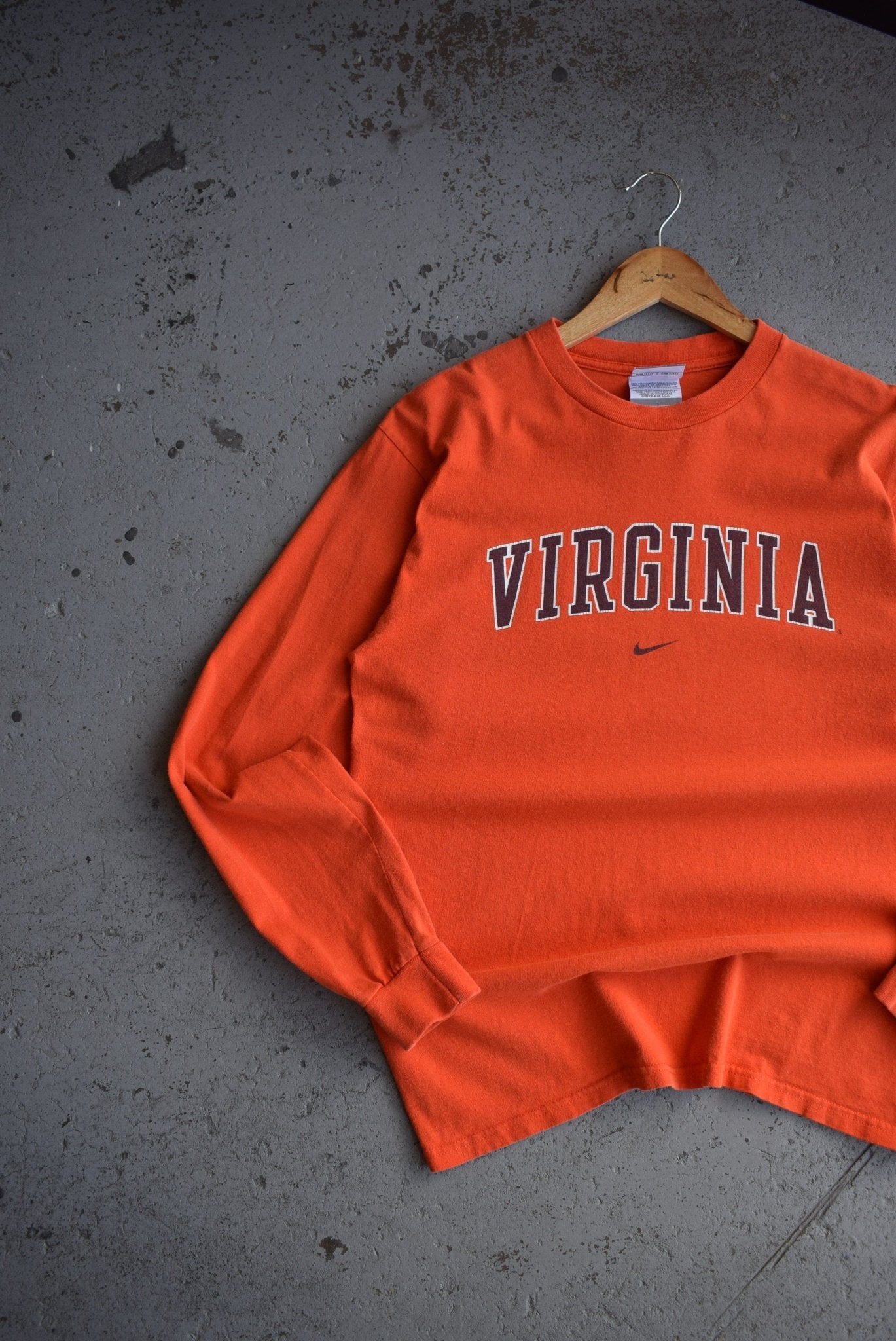 Vintage Nike x Virginia University long sleeve tee (S) - Retrospective Store