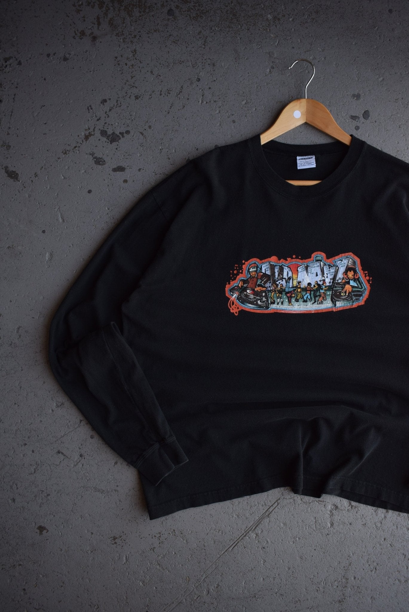 Vintage Old Navy Spellout Long Sleeve Tee (L) - Retrospective Store
