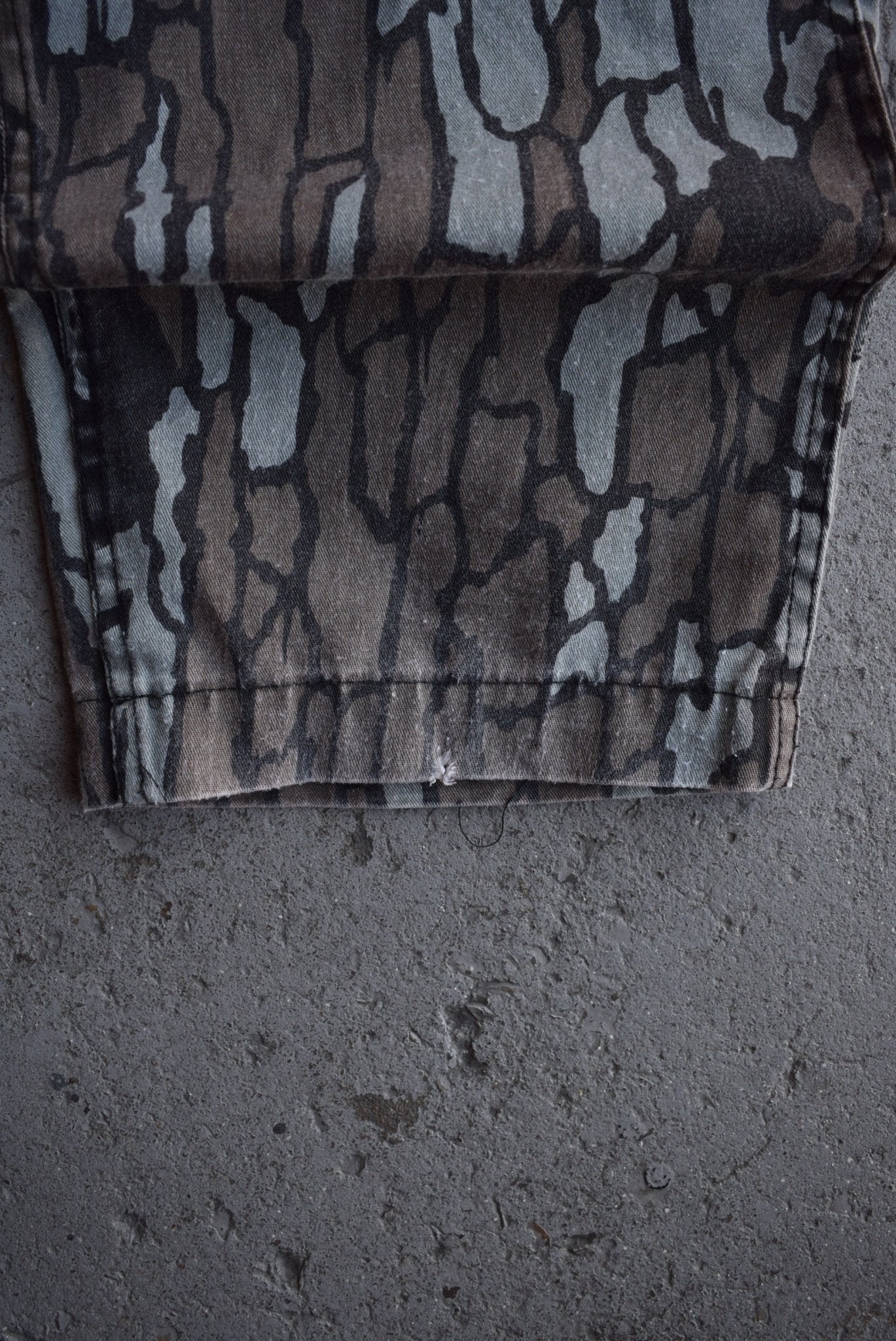 Vintage Realtree Cargo Pants (38) - Retrospective Store