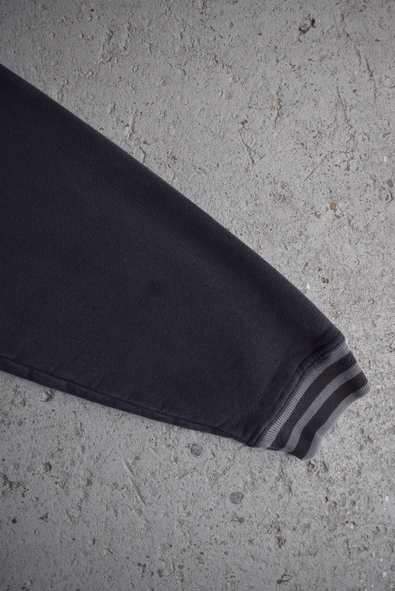 Vintage Reebok Classic Embroidered Spellout Hoodie (L/XL) - Retrospective Store