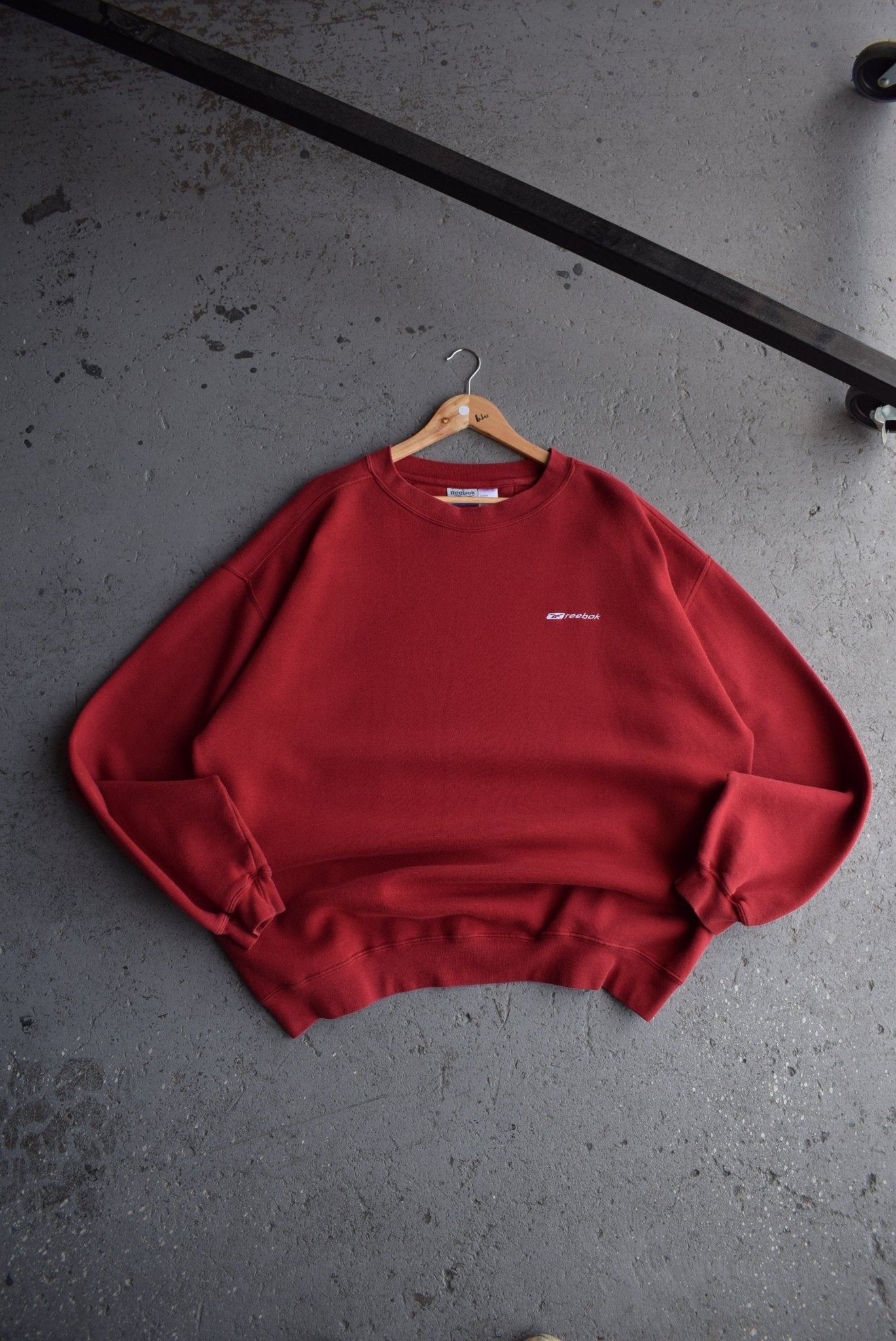 Vintage Reebok Classic Logo Embroidered Crewneck (XL/XXL) - Retrospective Store