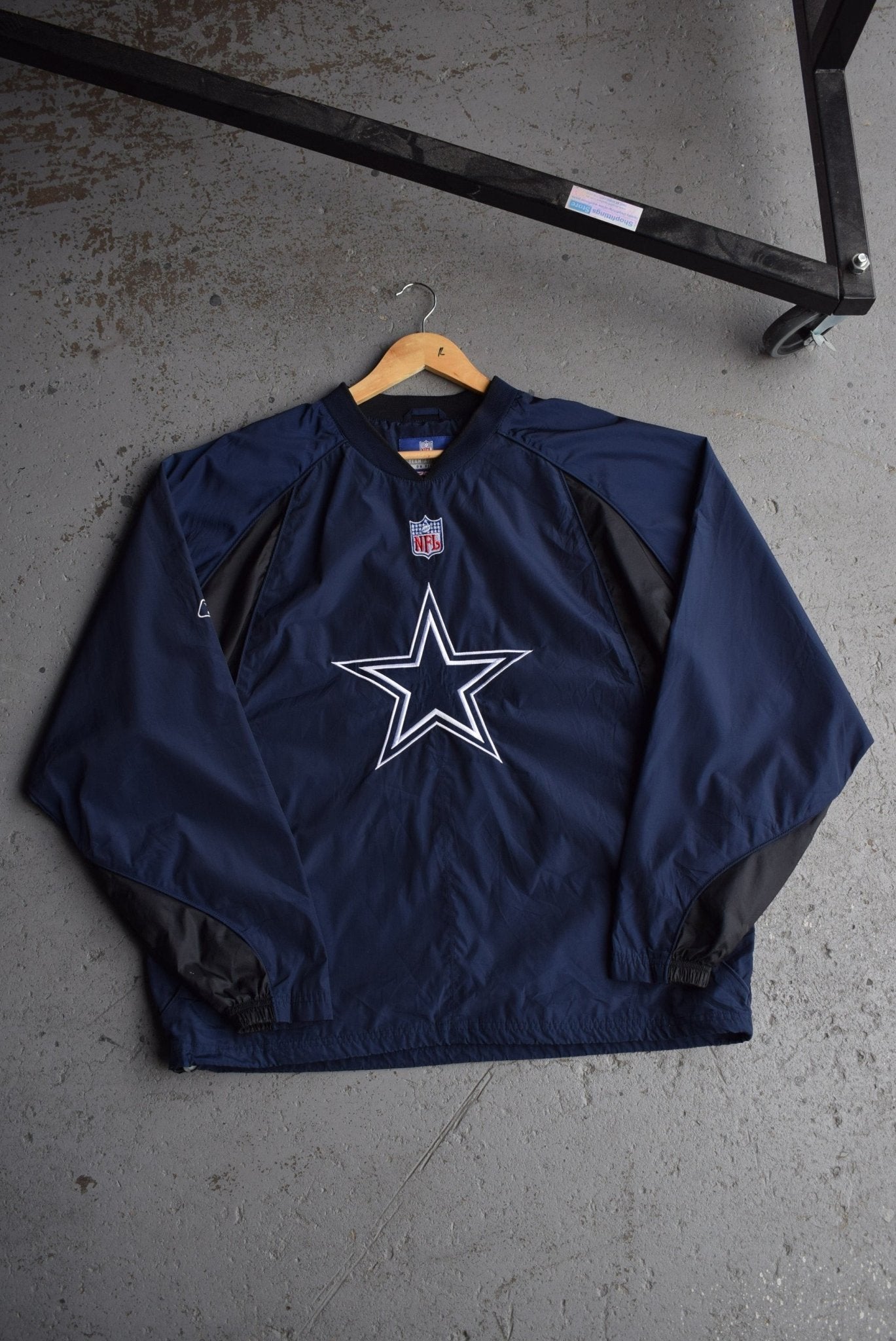 Vintage Reebok x NFL Dallas Cowboys Embroidered Pullover Jacket (XL) - Retrospective Store