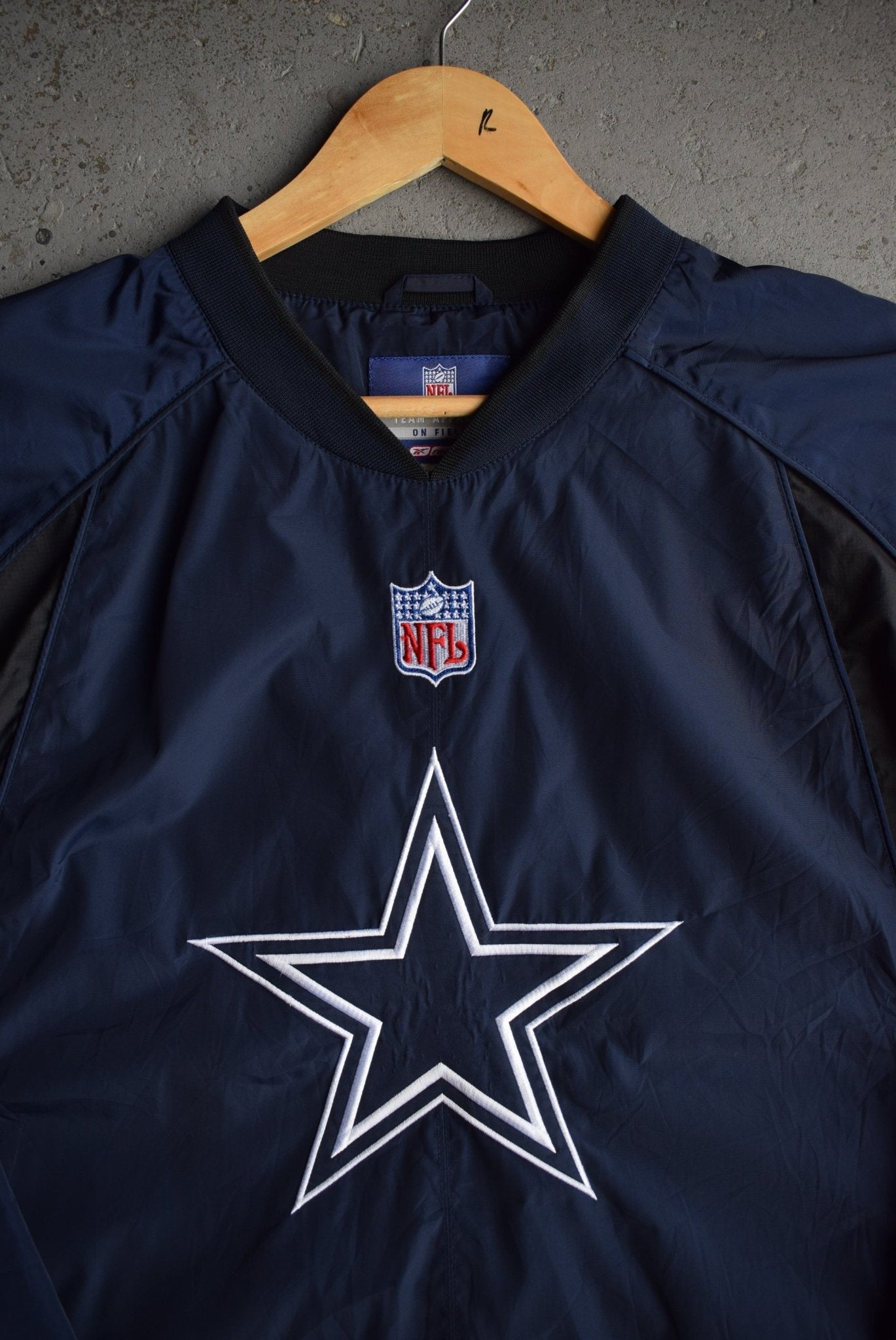 Vintage Reebok x NFL Dallas Cowboys Embroidered Pullover Jacket (XL) - Retrospective Store