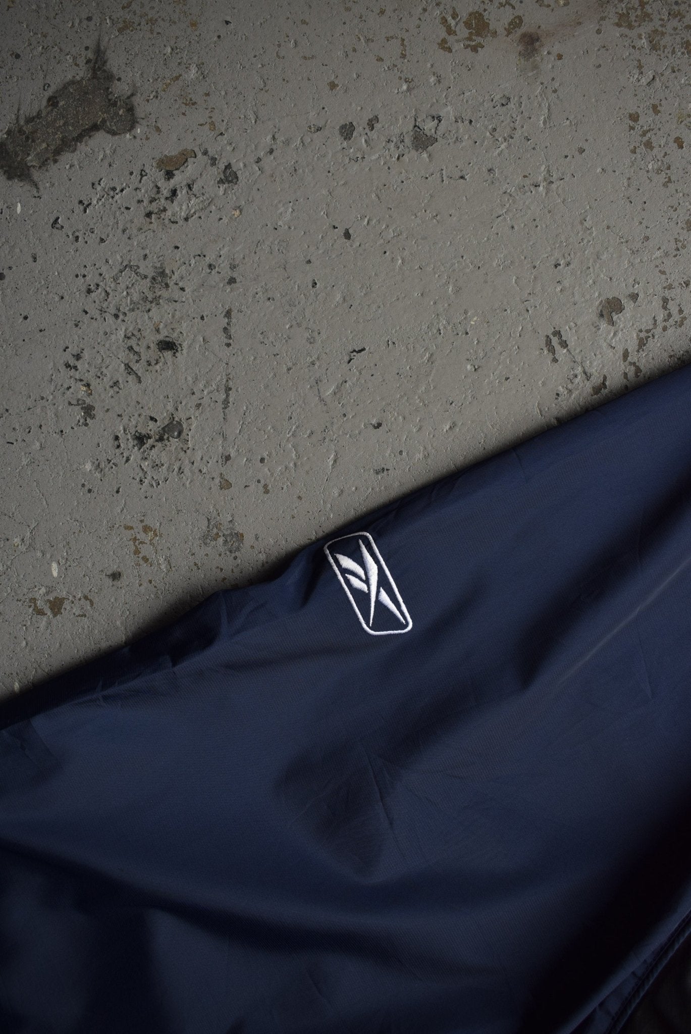 Vintage Reebok x NFL Dallas Cowboys Embroidered Pullover Jacket (XL) - Retrospective Store