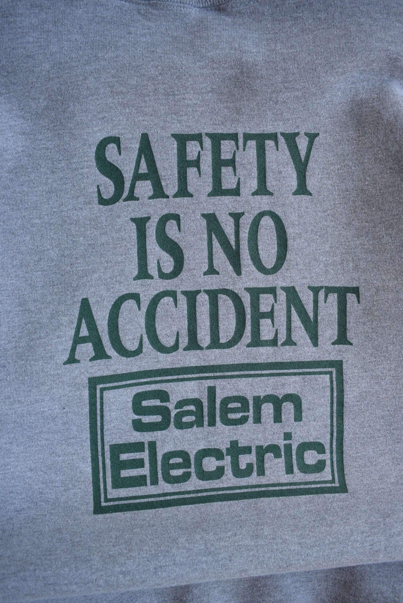 Vintage Salem Electric 'Safety Is No Accident' Graphic Crewneck (L) - Retrospective Store