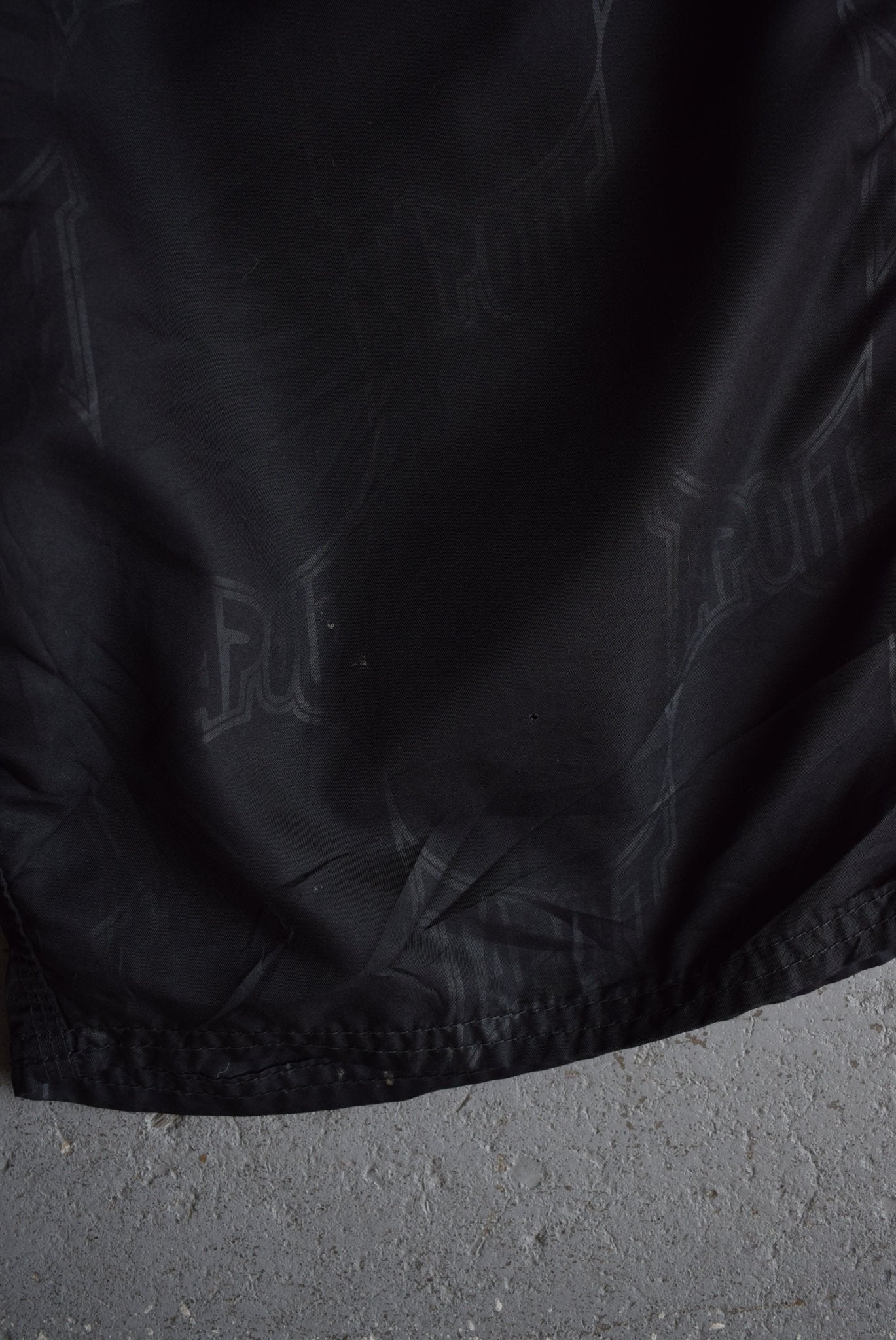 Vintage Tapout Embroidered Shorts (XXL) - Retrospective Store