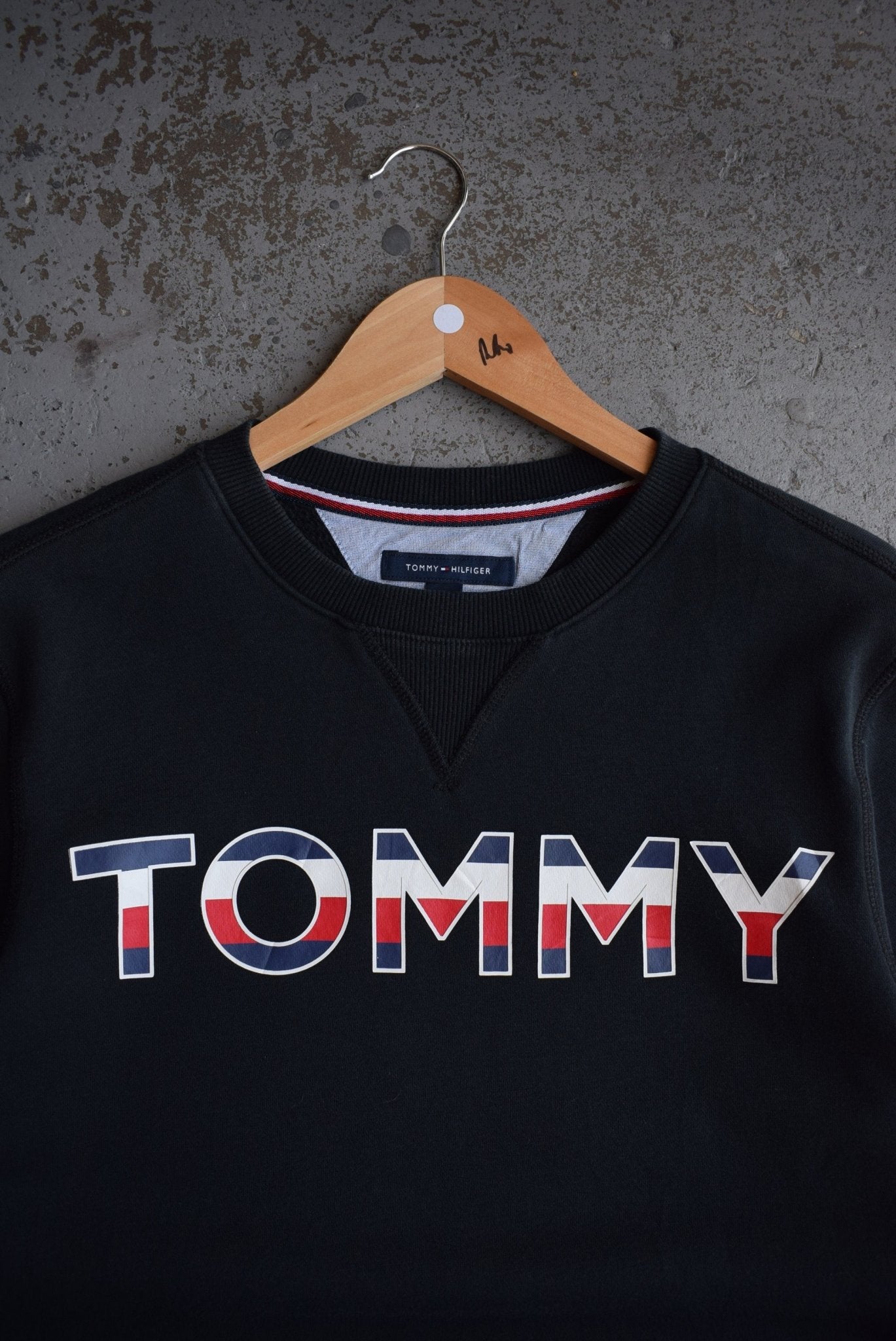 Vintage Tommy Hilfiger Spellout Crewneck (M) - Retrospective Store
