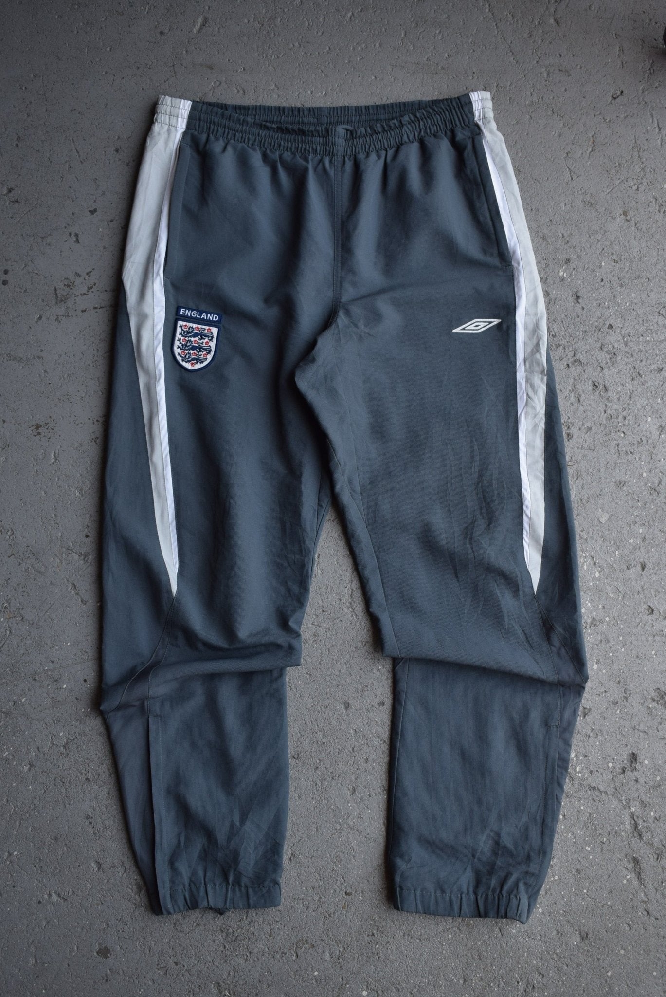 Vintage Umbro x England National Football Team Embroidered Track Pants (L) - Retrospective Store