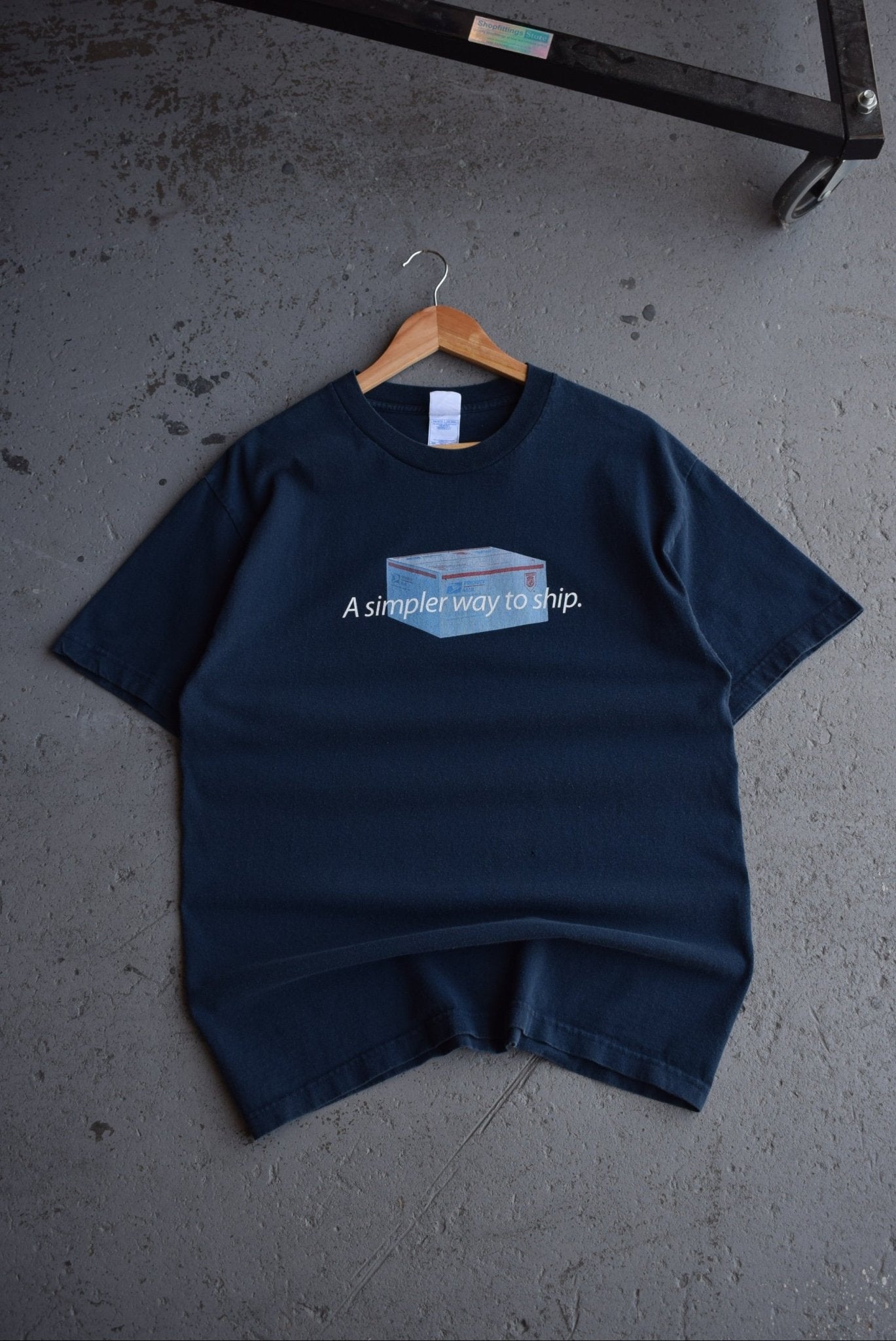 Vintage United States Postal Service Graphic Tee (L) - Retrospective Store