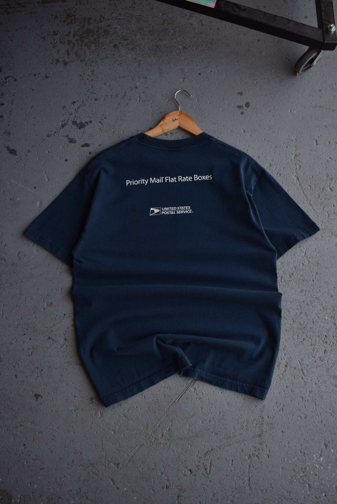 Vintage United States Postal Service Graphic Tee (L) - Retrospective Store