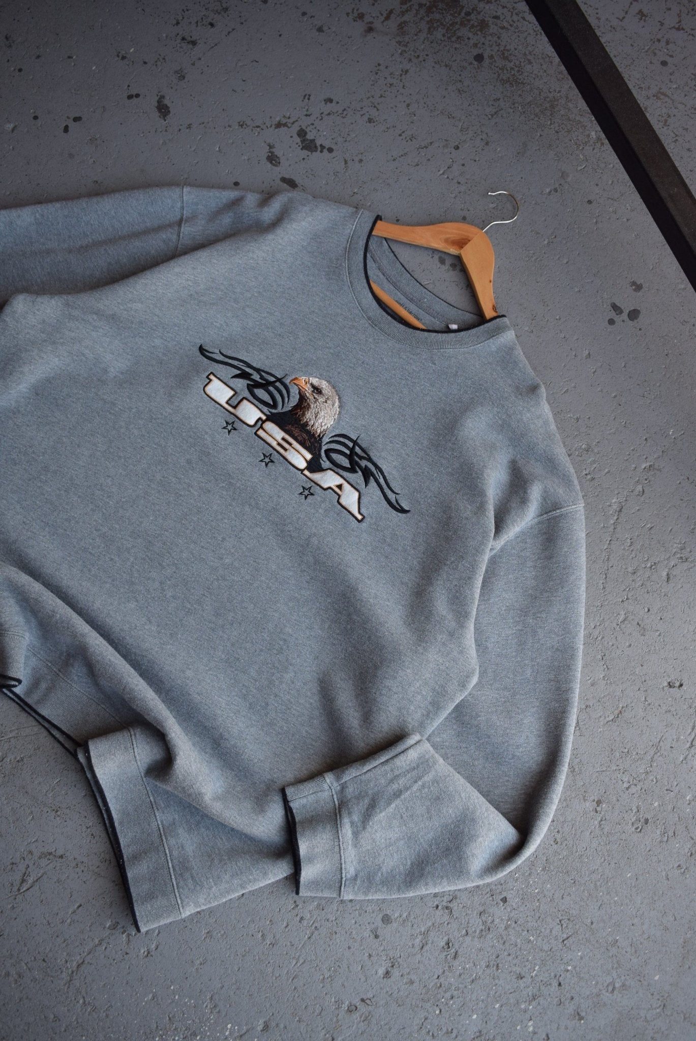 Vintage USA Eagle Embroidered Crewneck (XXL) - Retrospective Store
